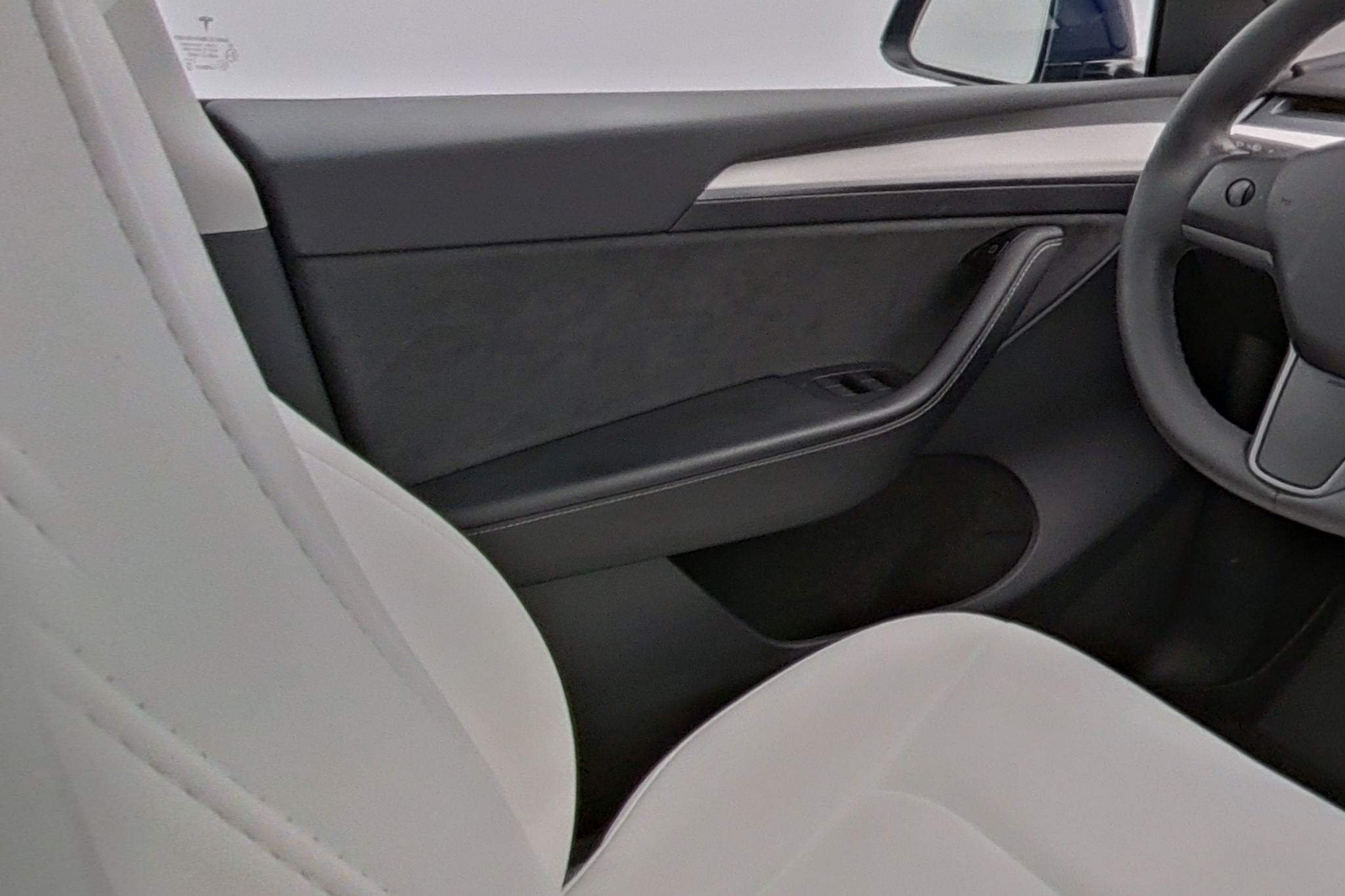 listing desktop thumbnail image 8