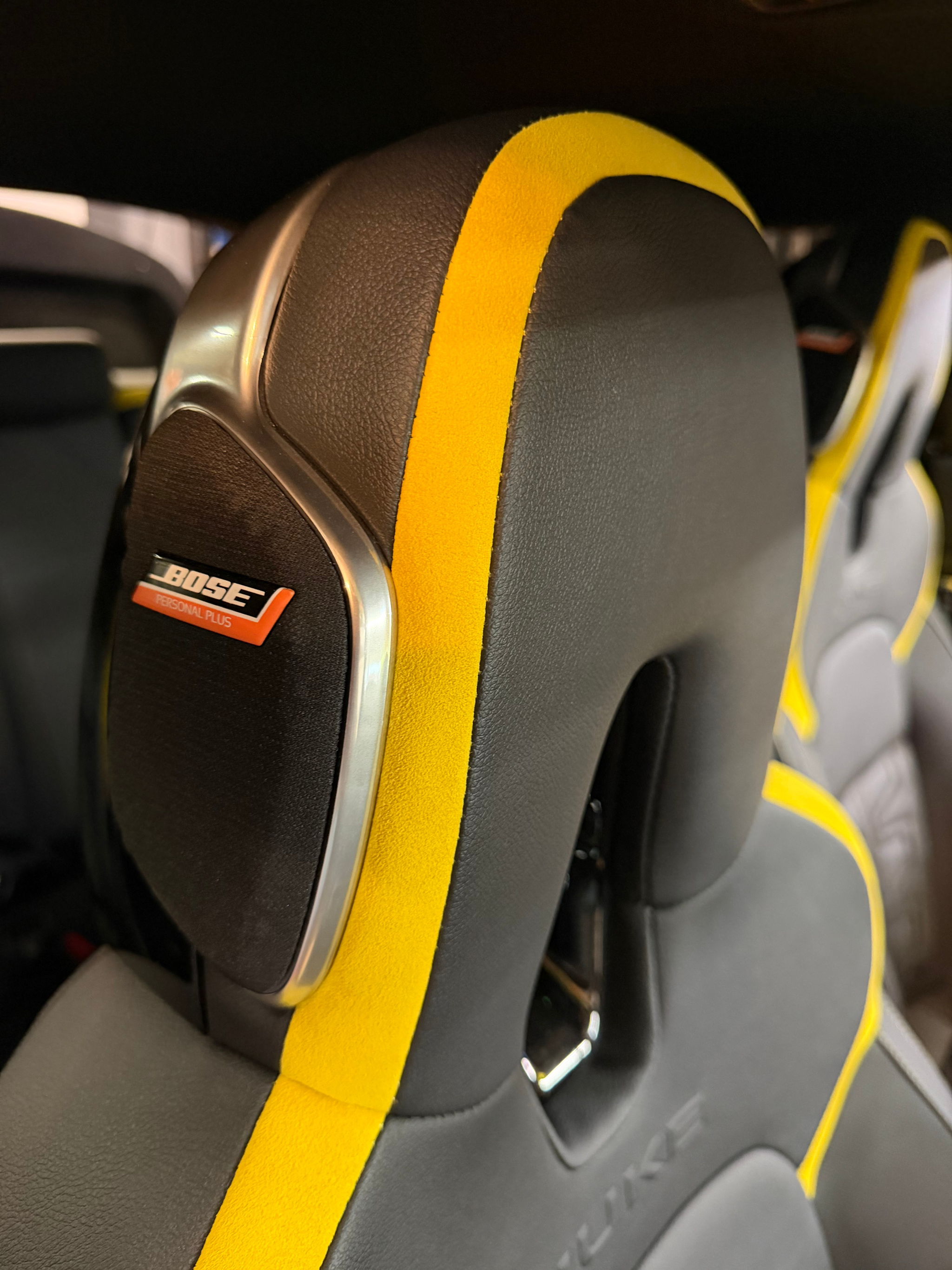 listing desktop thumbnail image 4