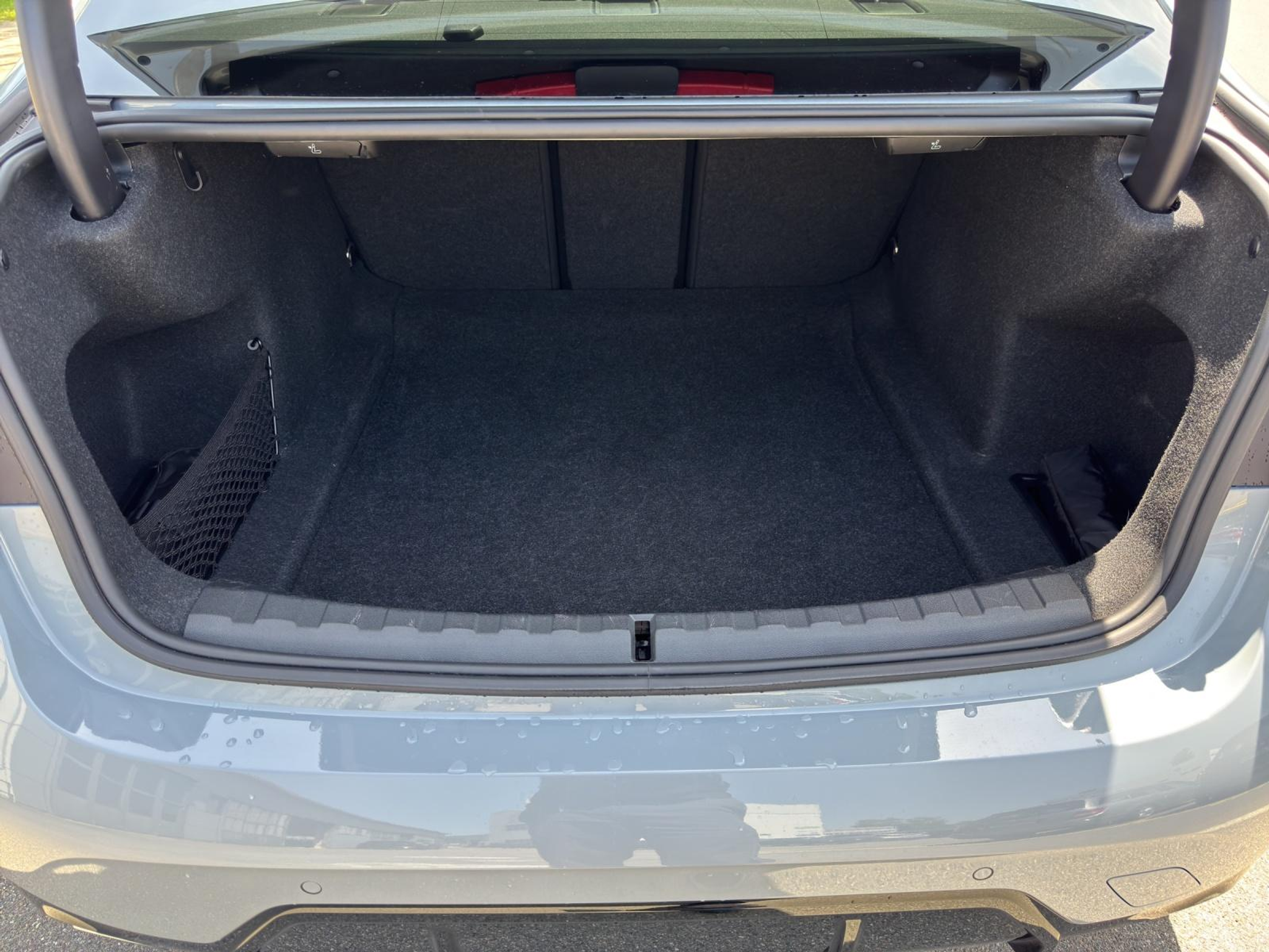 listing desktop thumbnail image 18