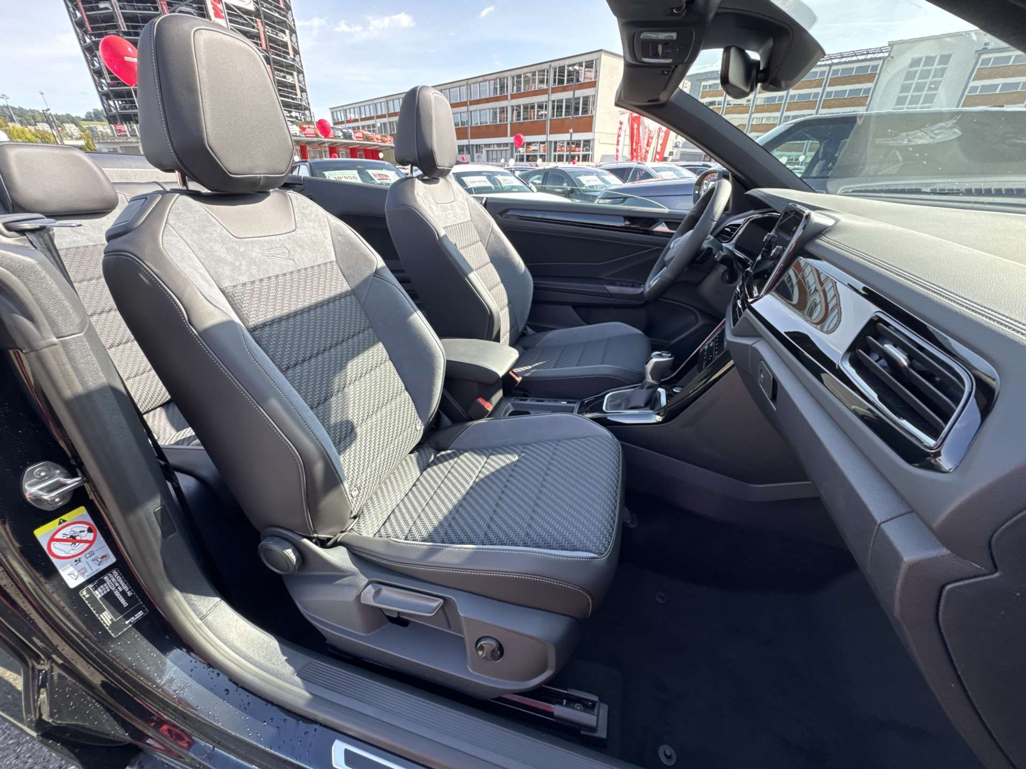 listing desktop thumbnail image 12