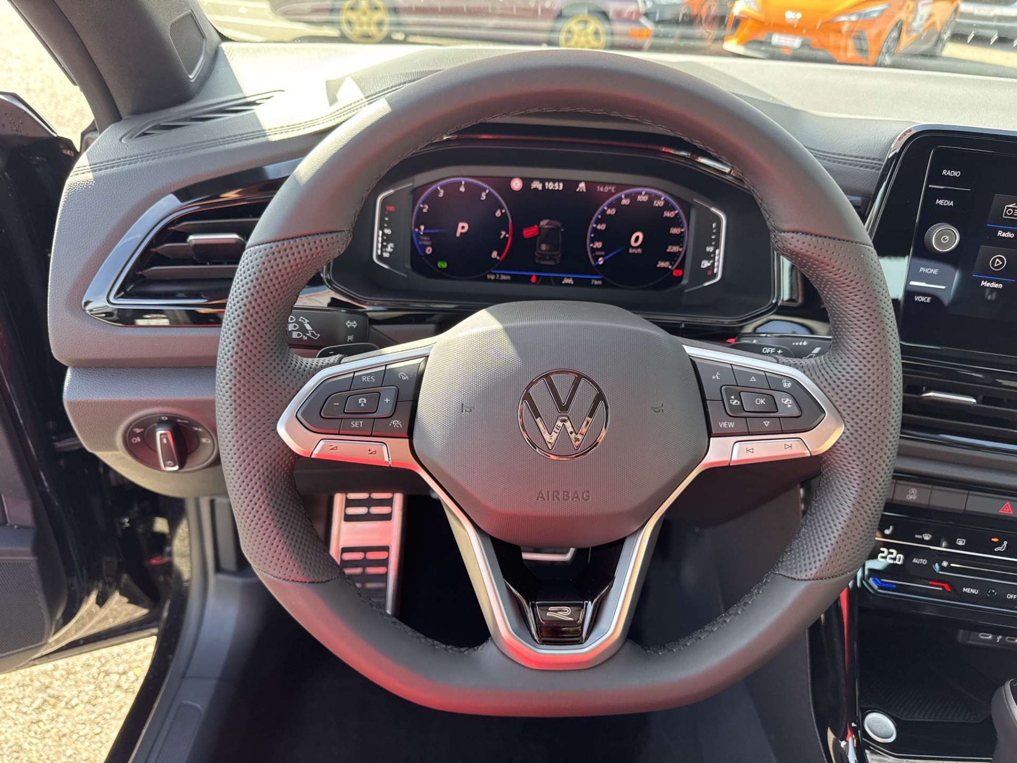 listing desktop thumbnail image 15