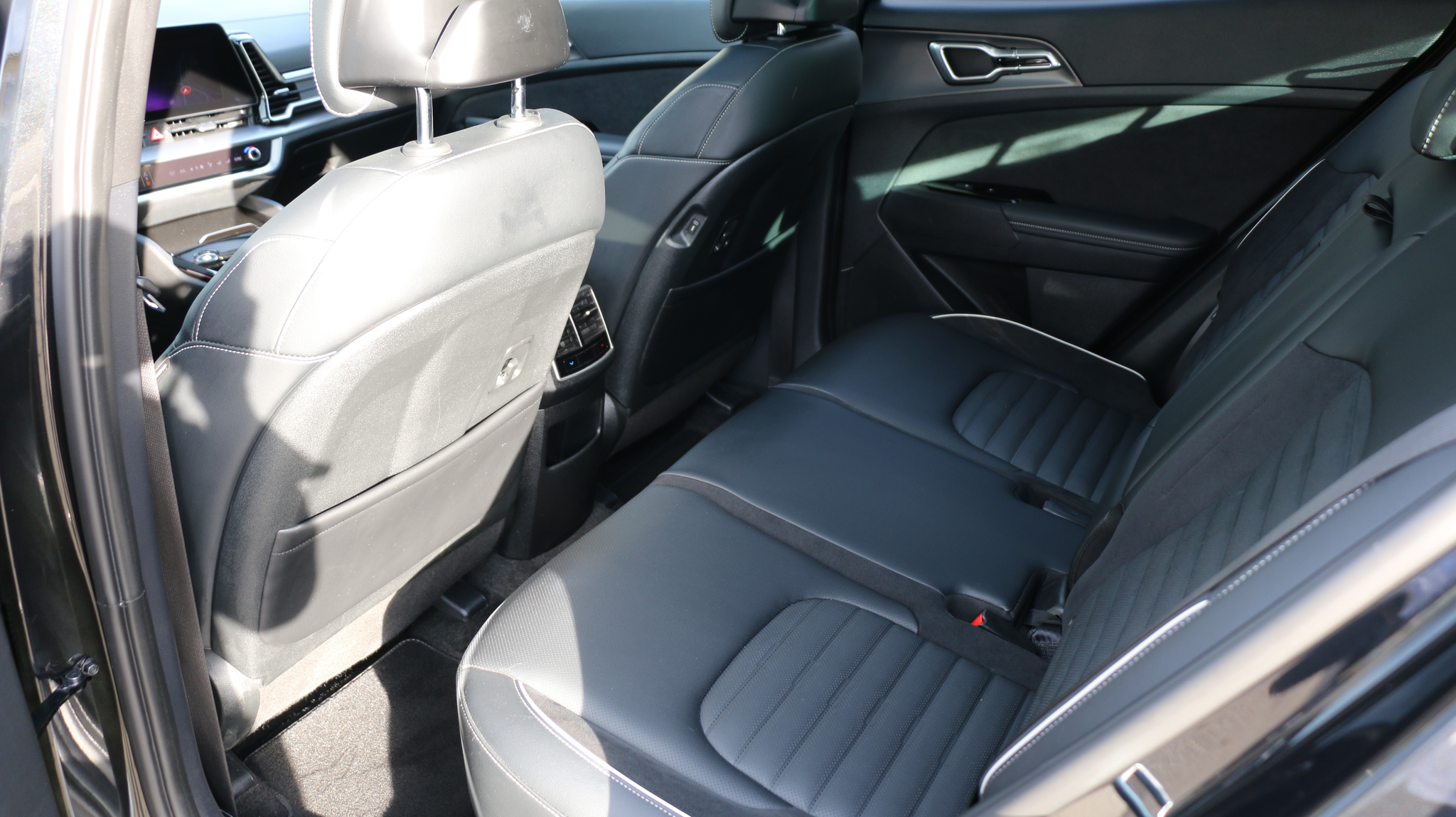 listing desktop thumbnail image 34