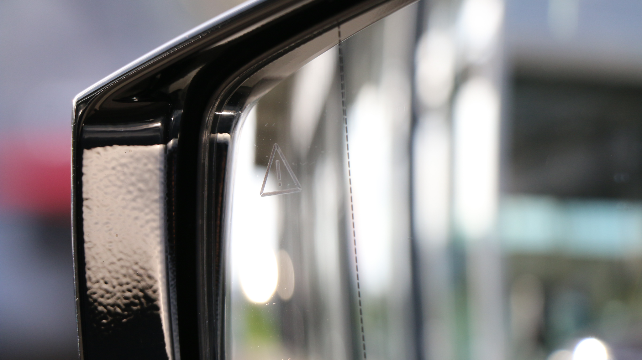 listing desktop thumbnail image 9