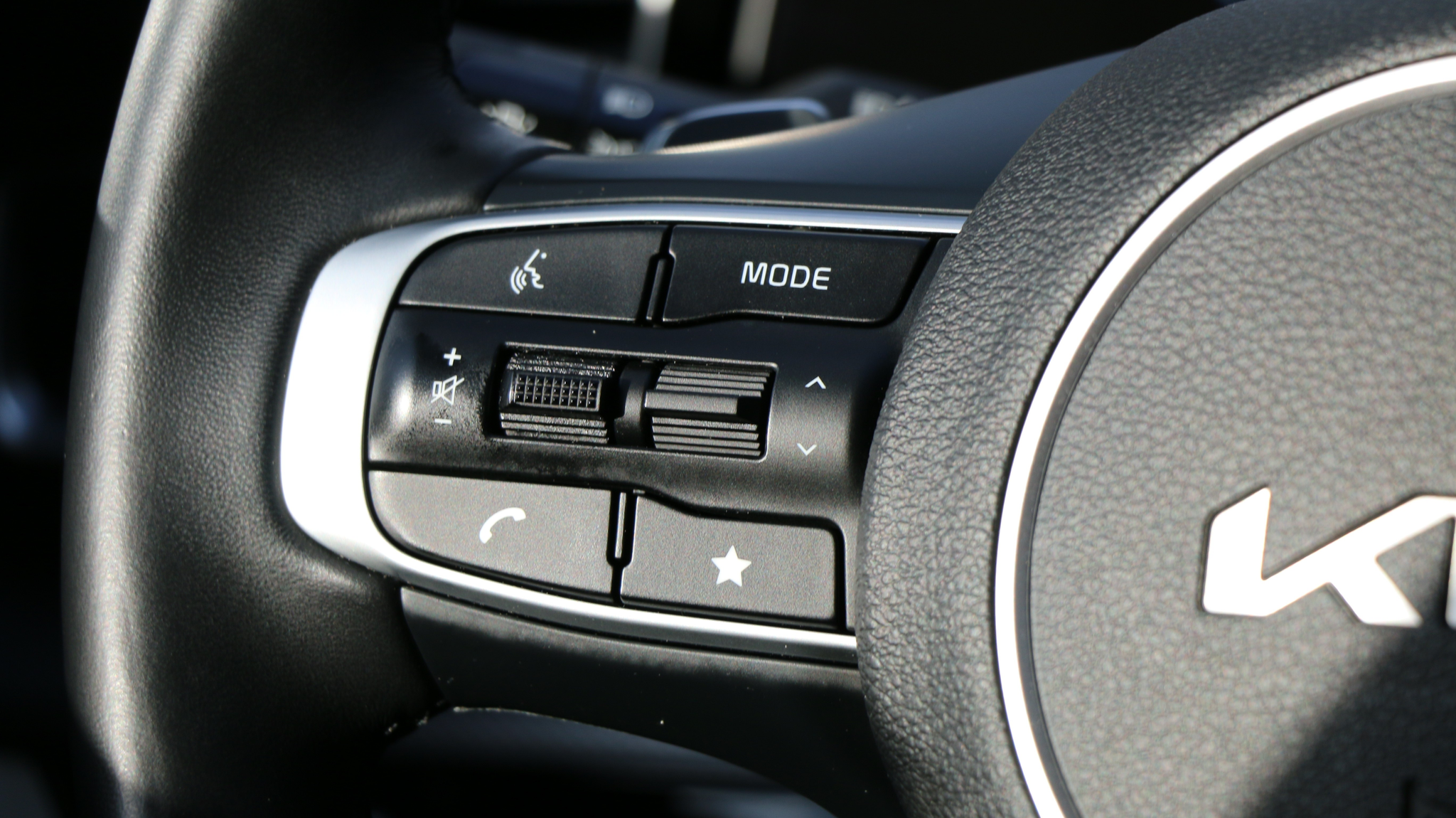 listing desktop thumbnail image 26