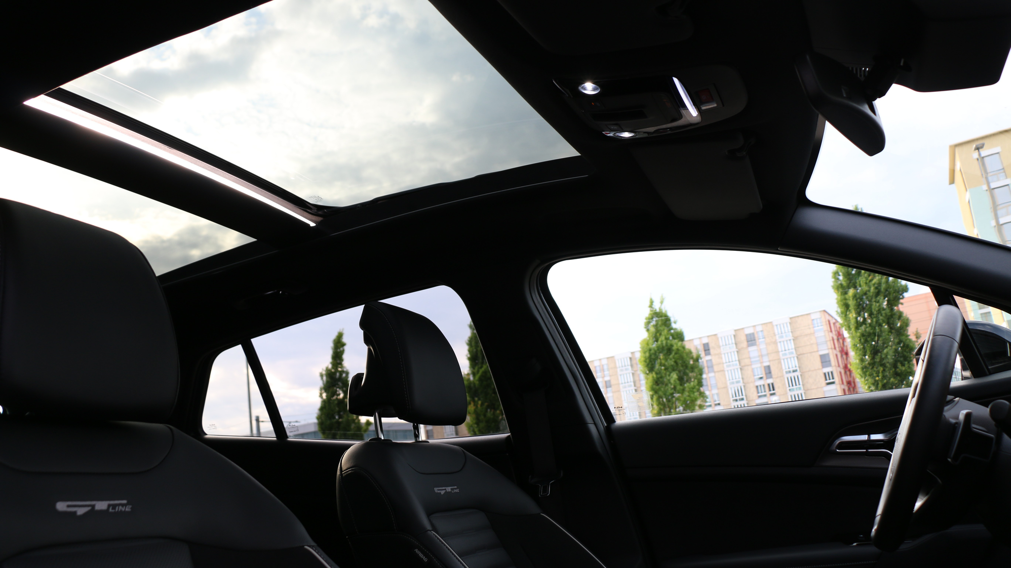 listing desktop thumbnail image 20