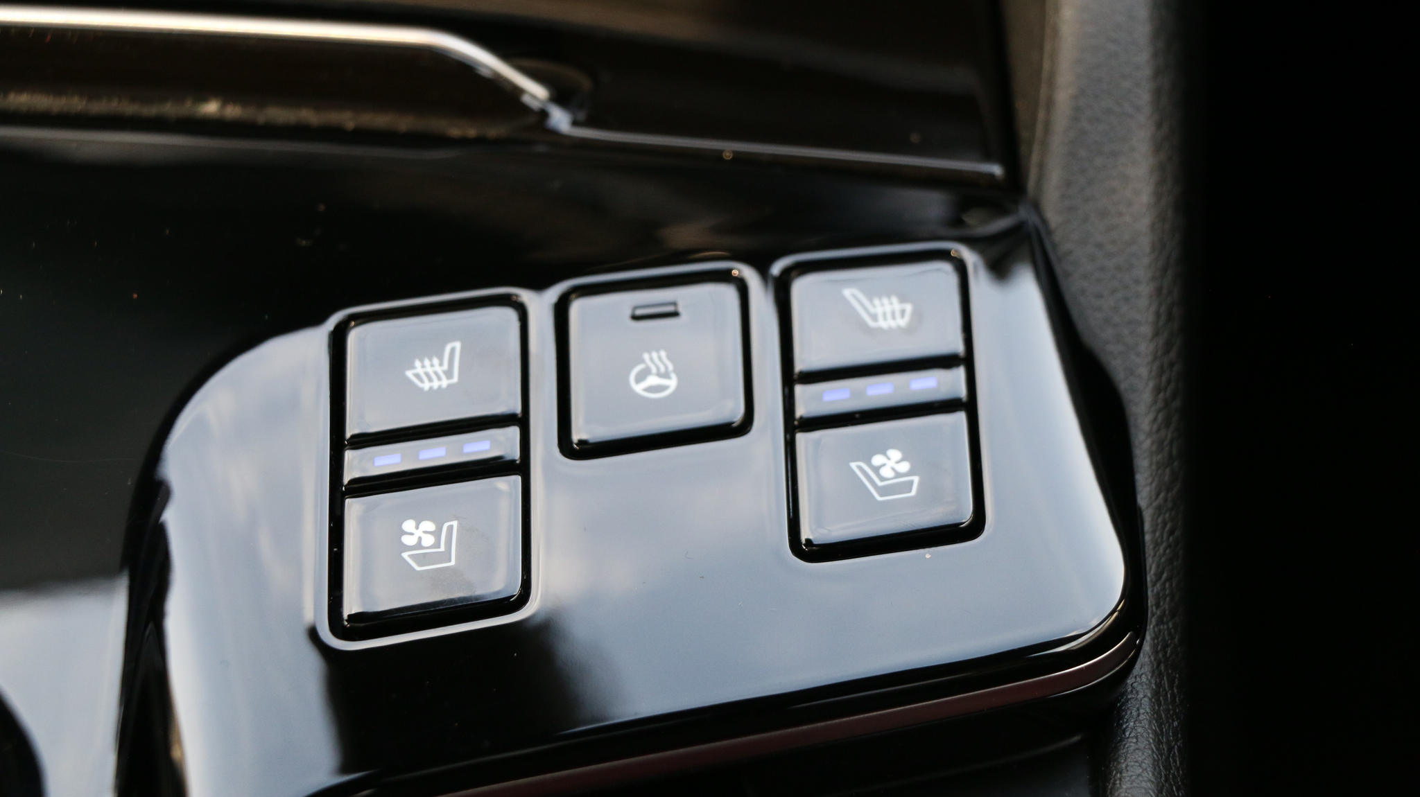 listing desktop thumbnail image 30