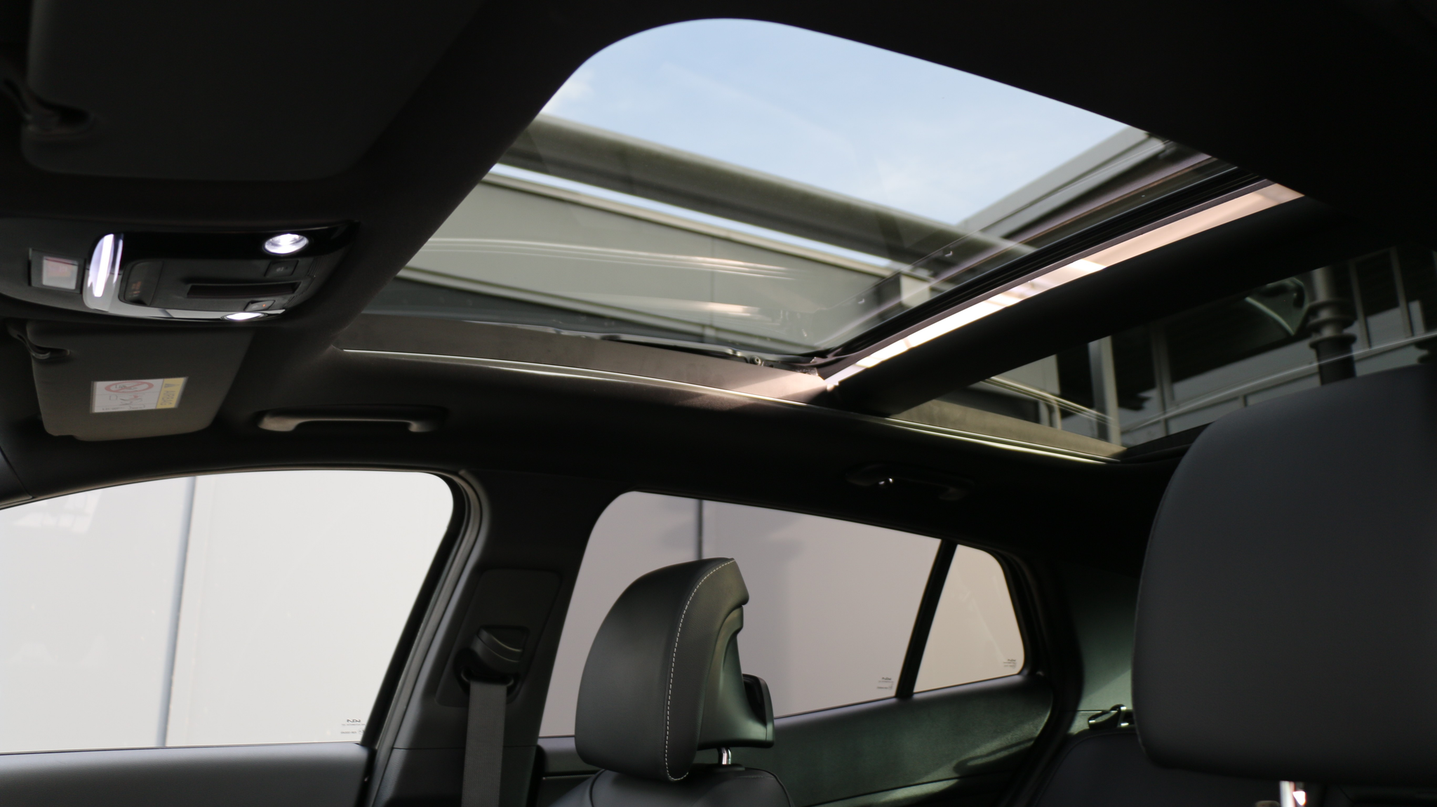 listing desktop thumbnail image 15