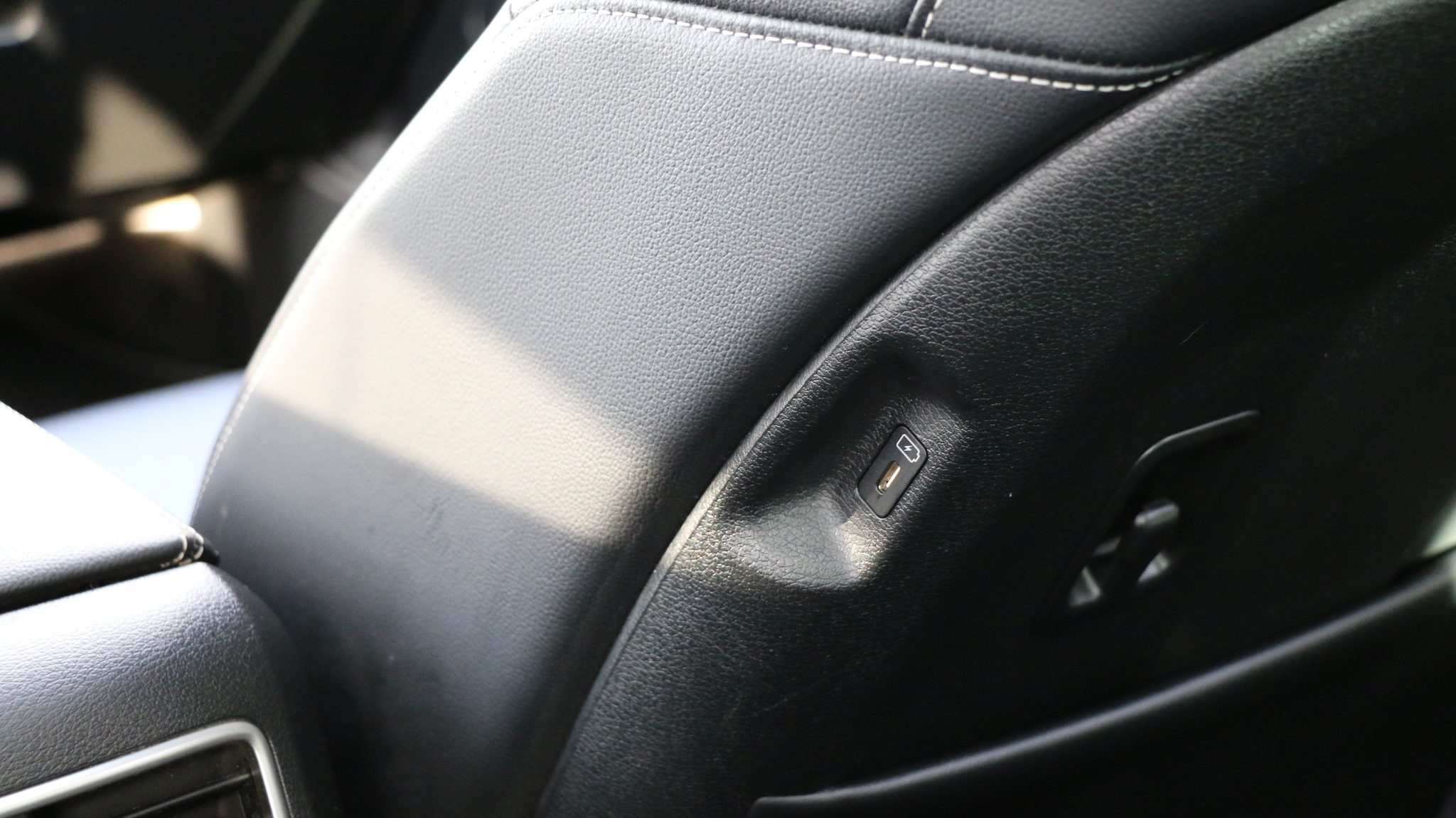 listing desktop thumbnail image 31