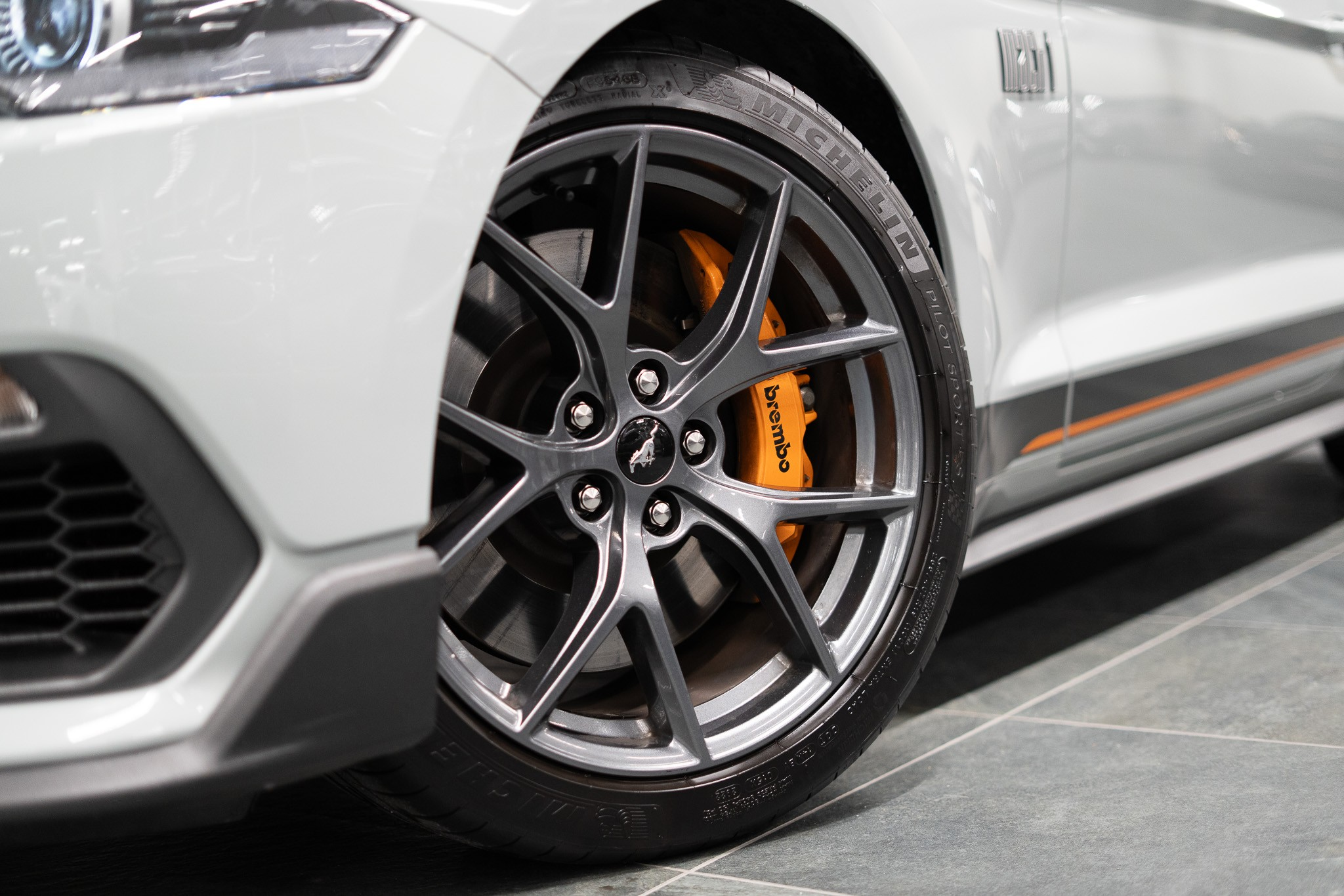 listing desktop thumbnail image 26