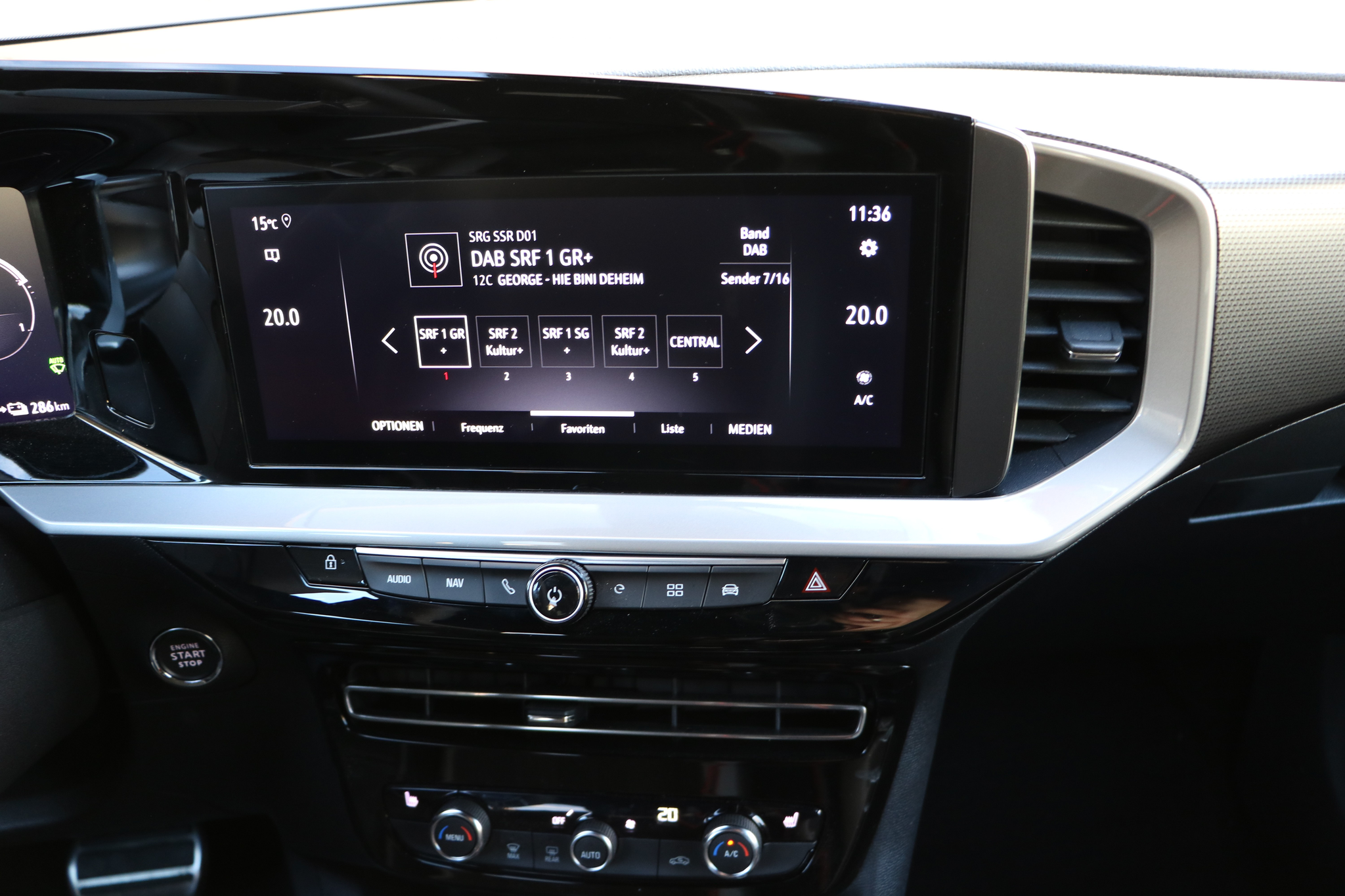 listing desktop thumbnail image 11