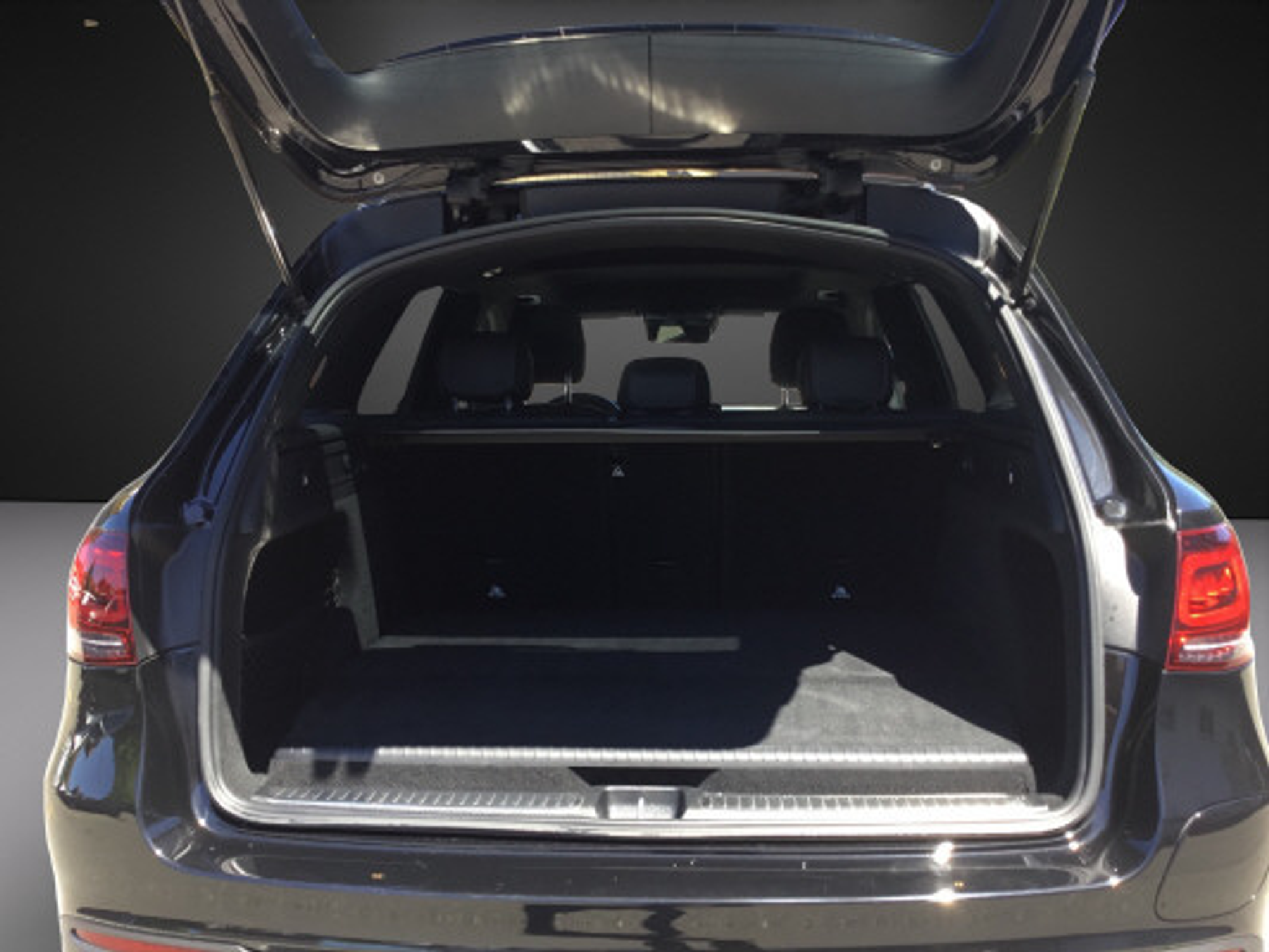 listing desktop thumbnail image 11