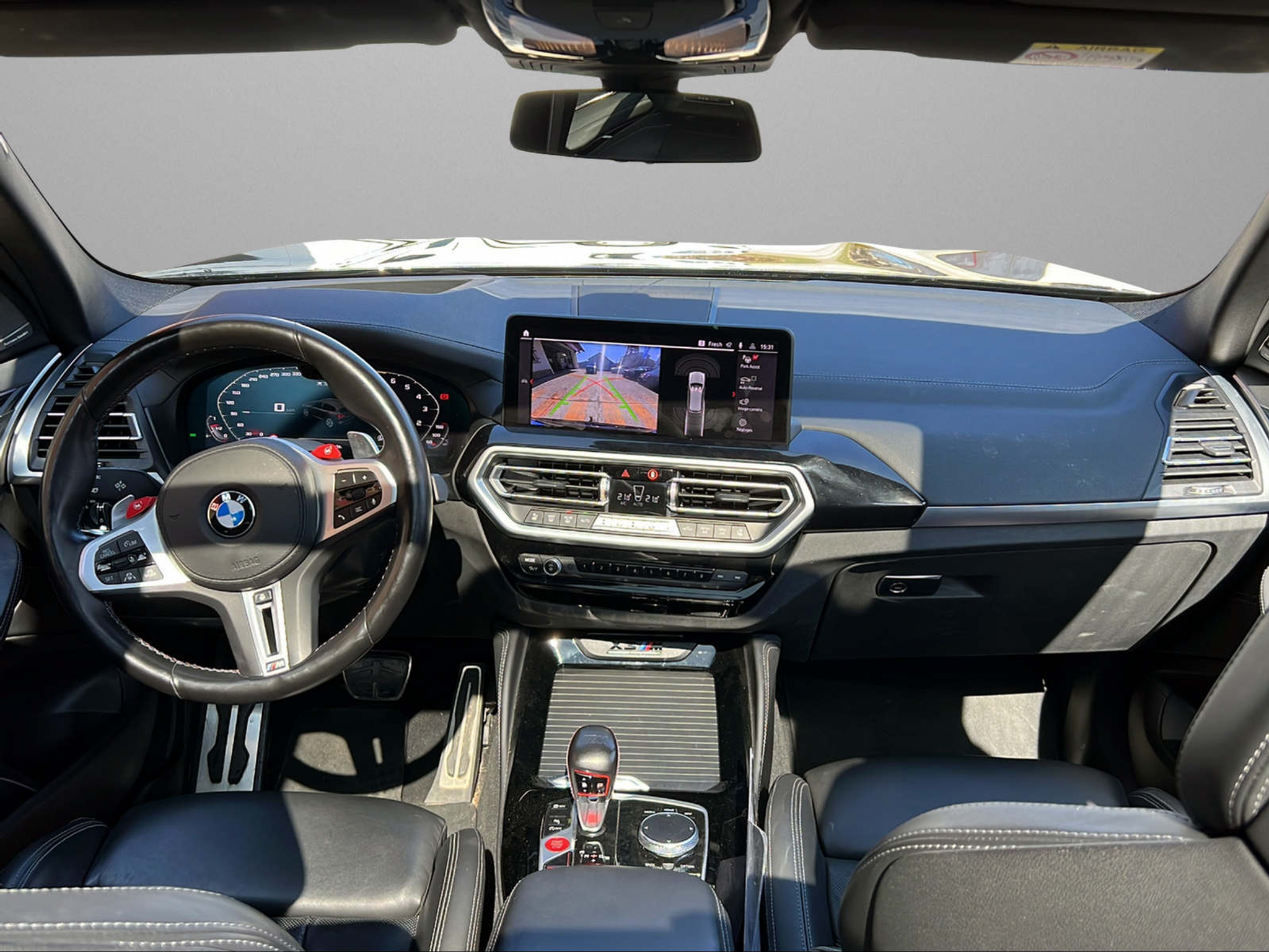 listing desktop thumbnail image 9