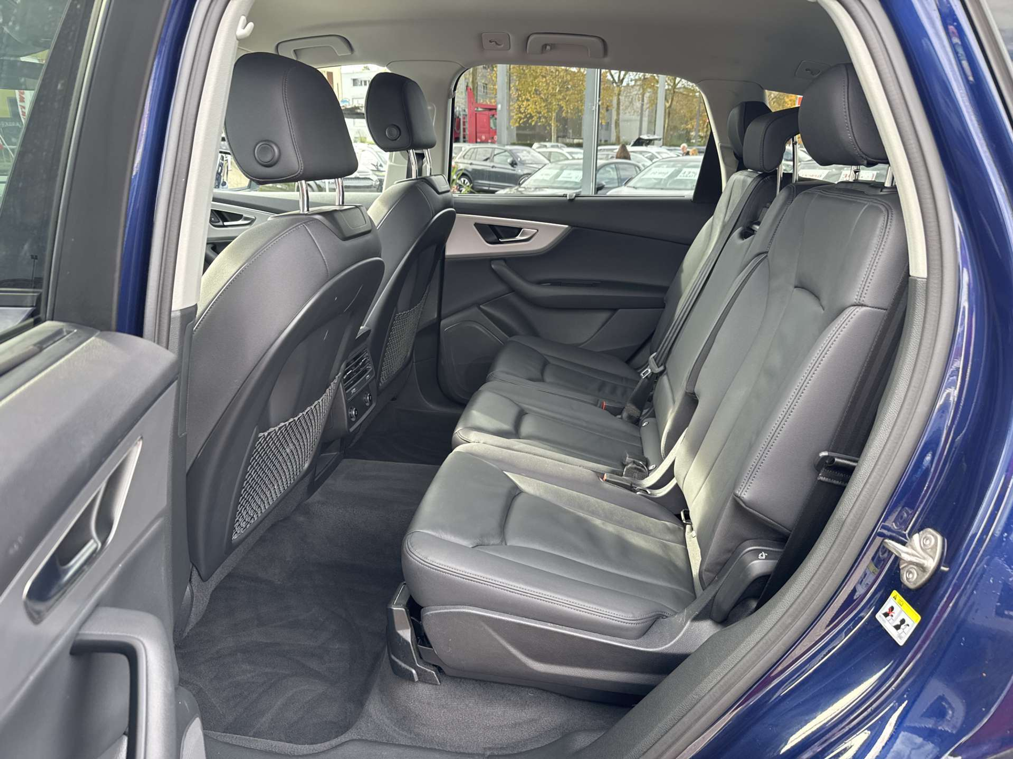 listing desktop thumbnail image 6