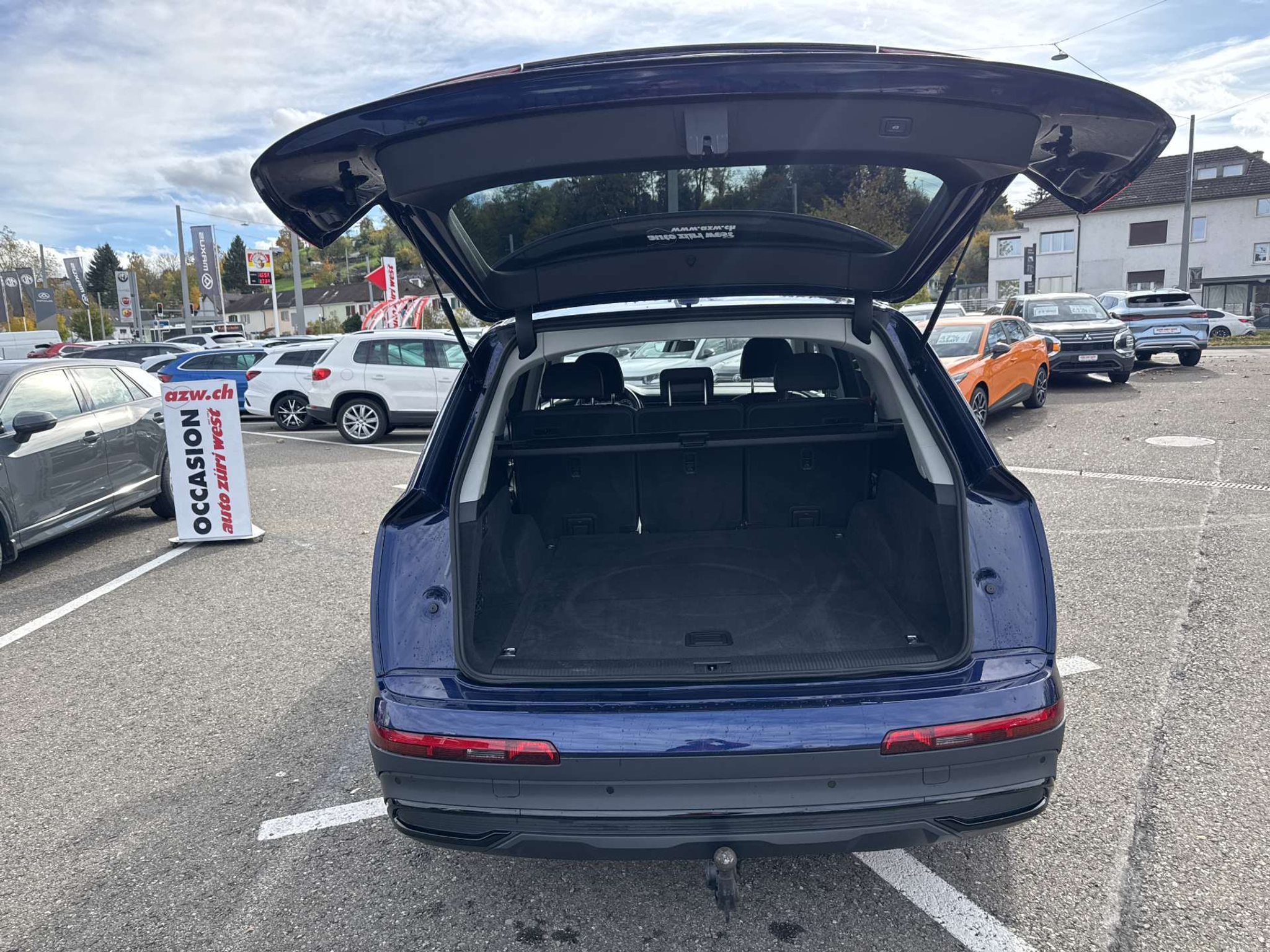 listing desktop thumbnail image 7