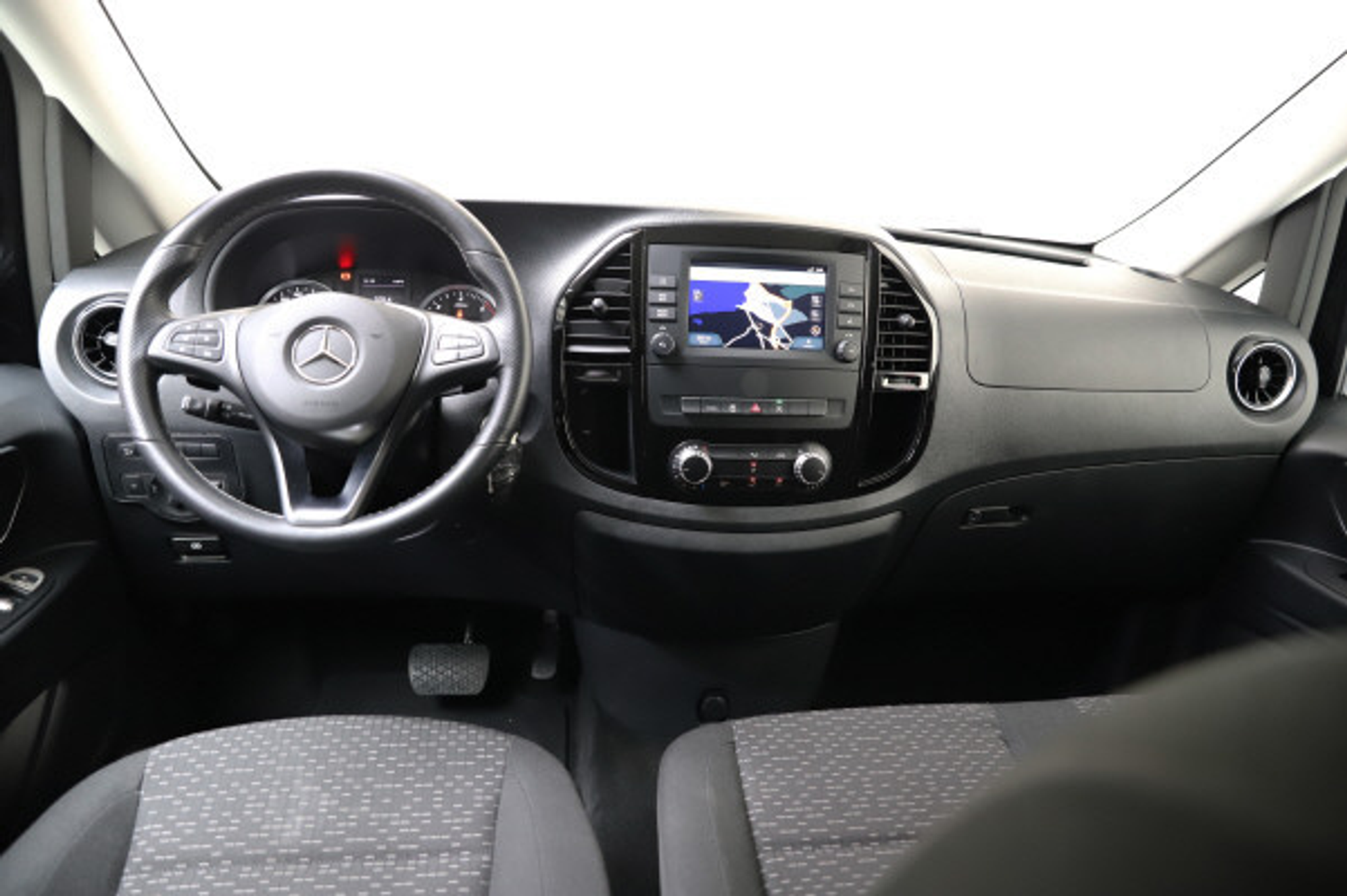 listing desktop thumbnail image 9