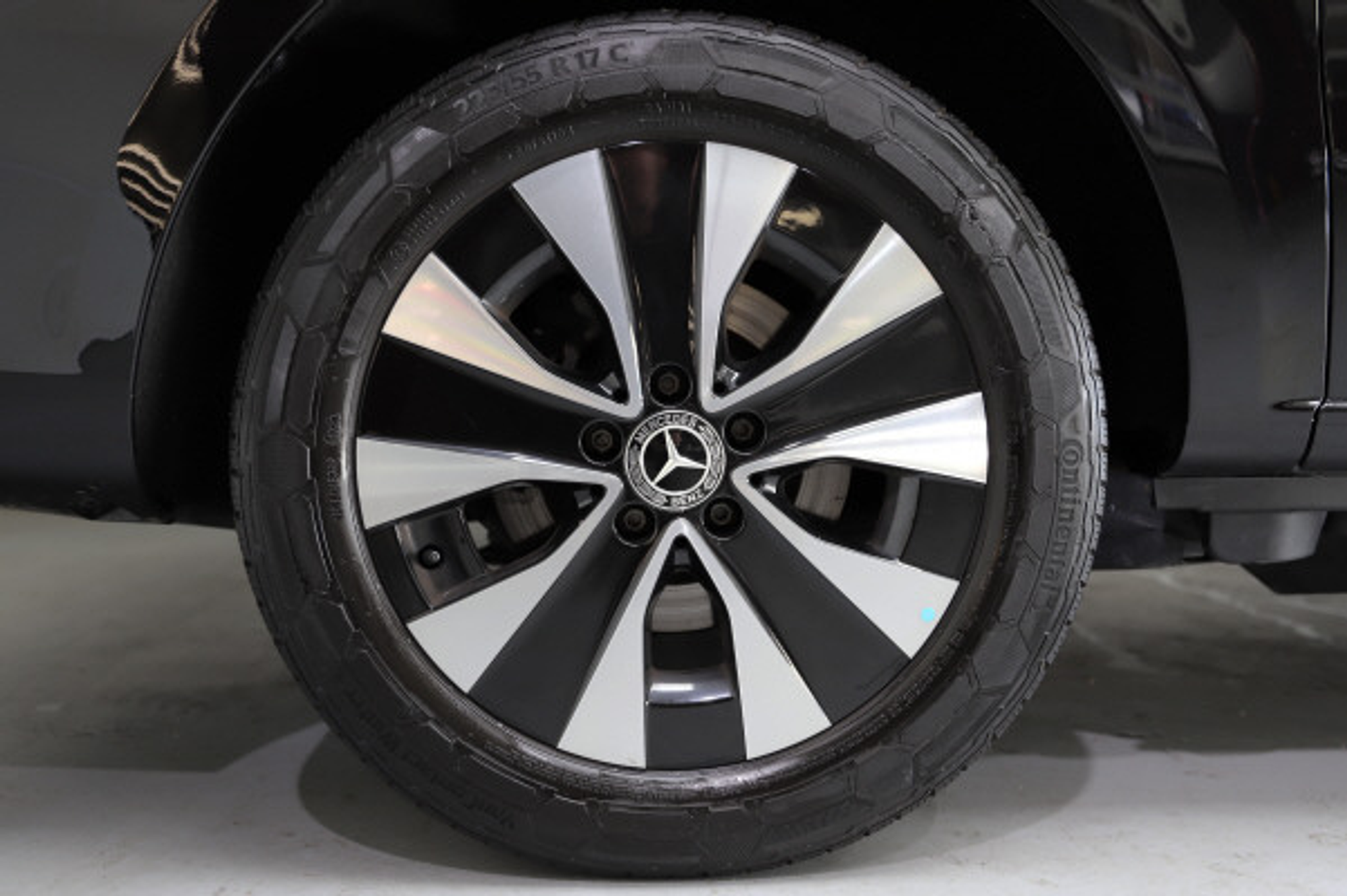 listing desktop thumbnail image 12