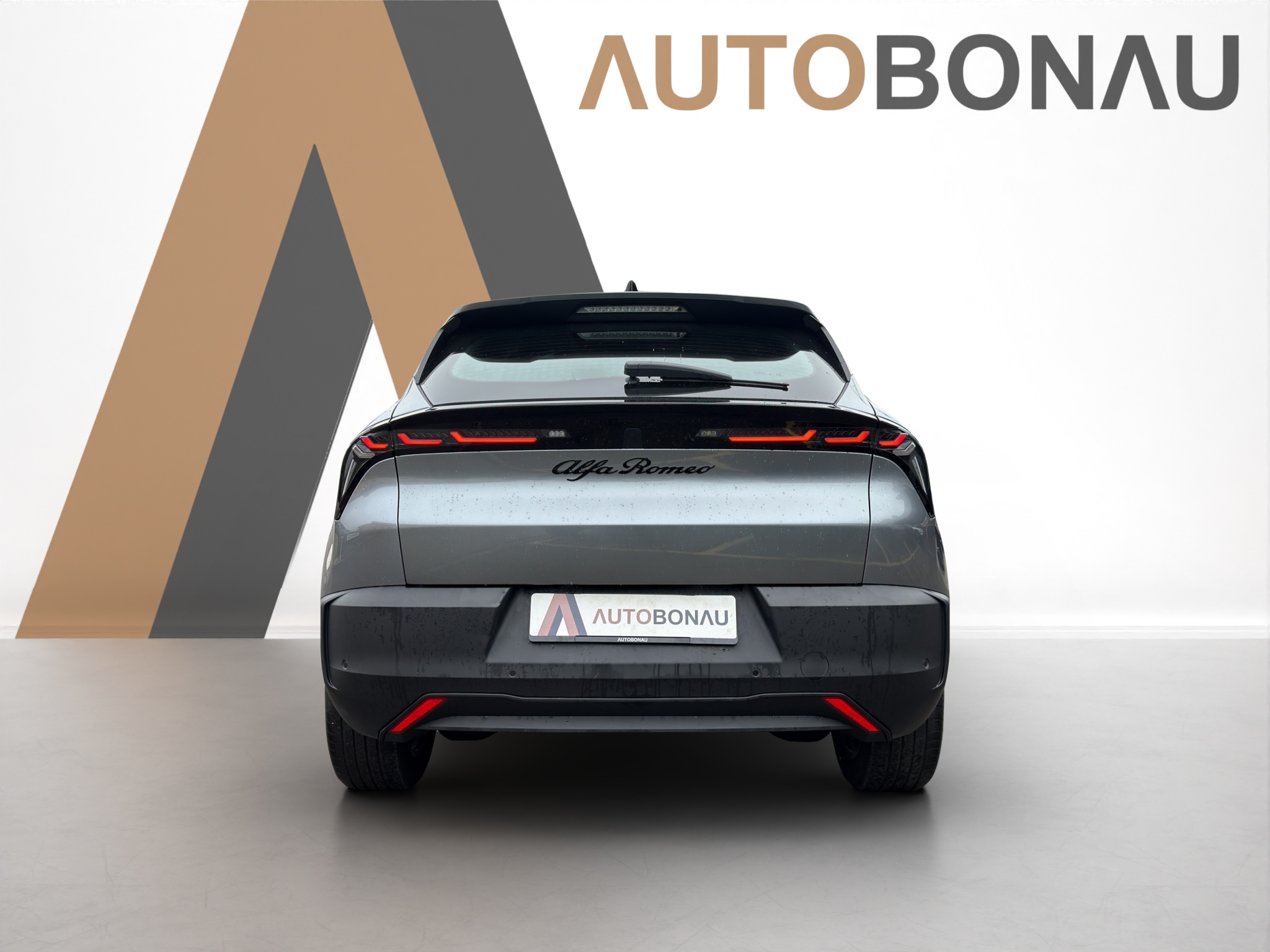 listing desktop thumbnail image 3