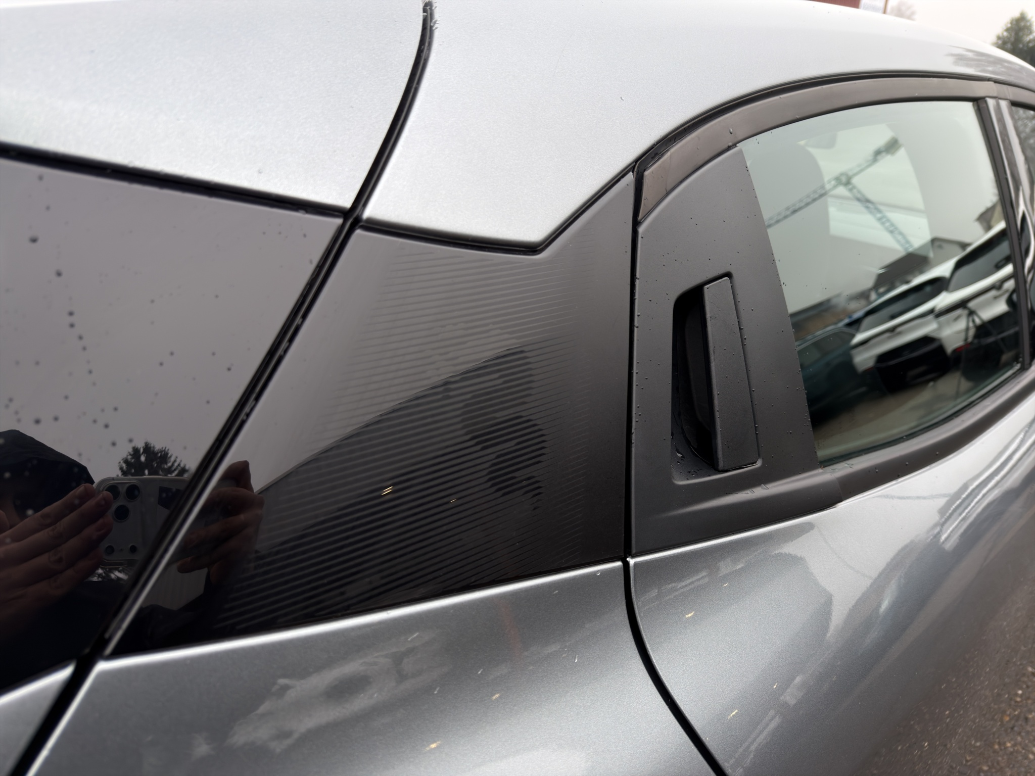 listing desktop thumbnail image 22