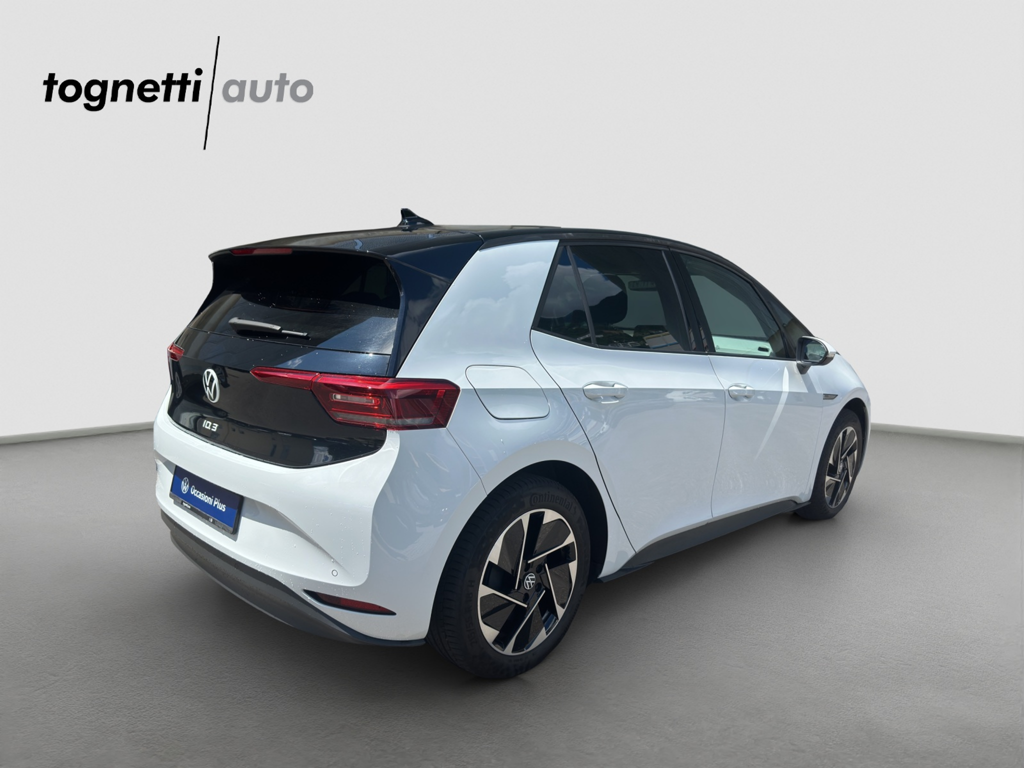 listing desktop thumbnail image 3