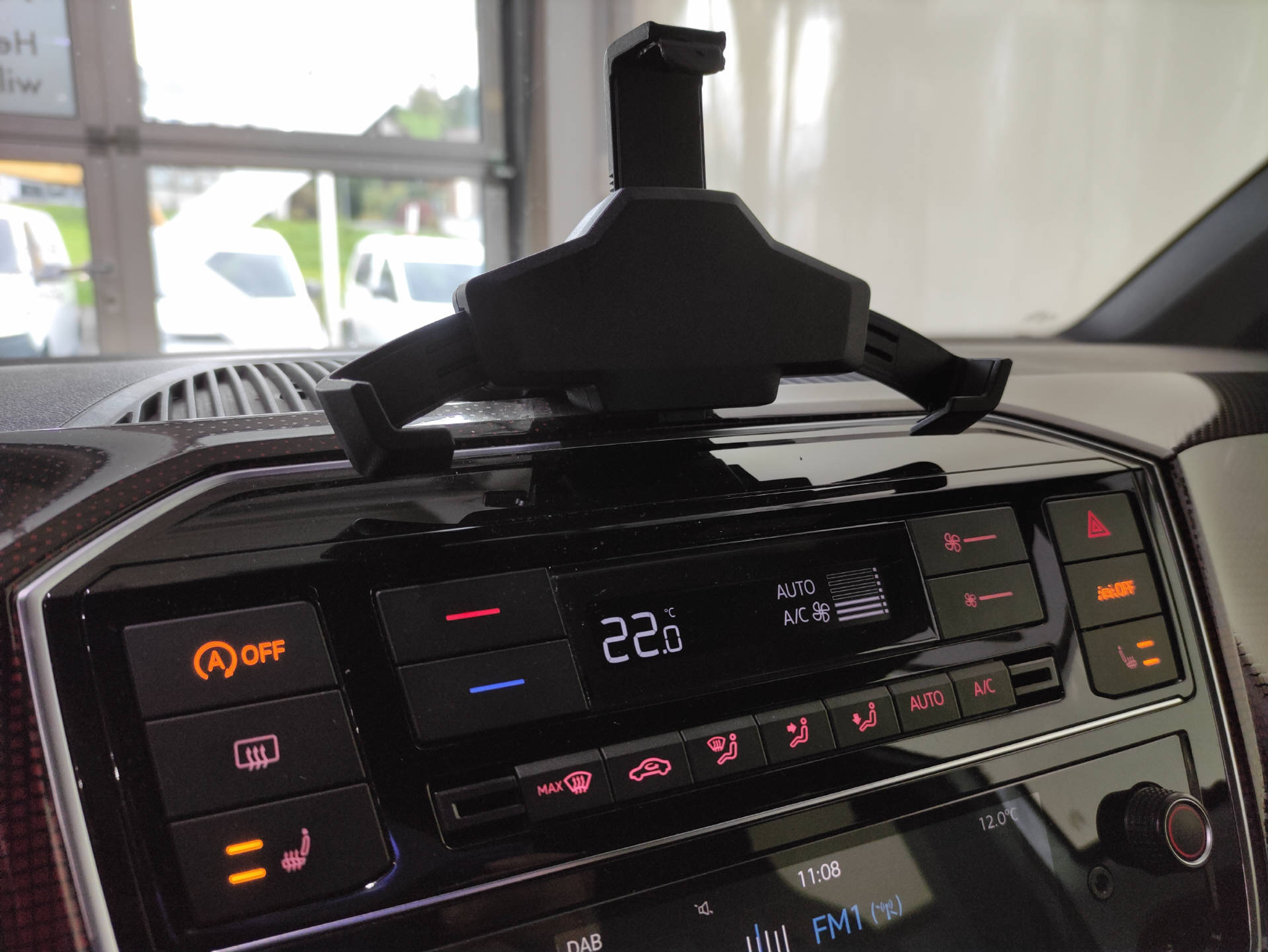 listing desktop thumbnail image 7