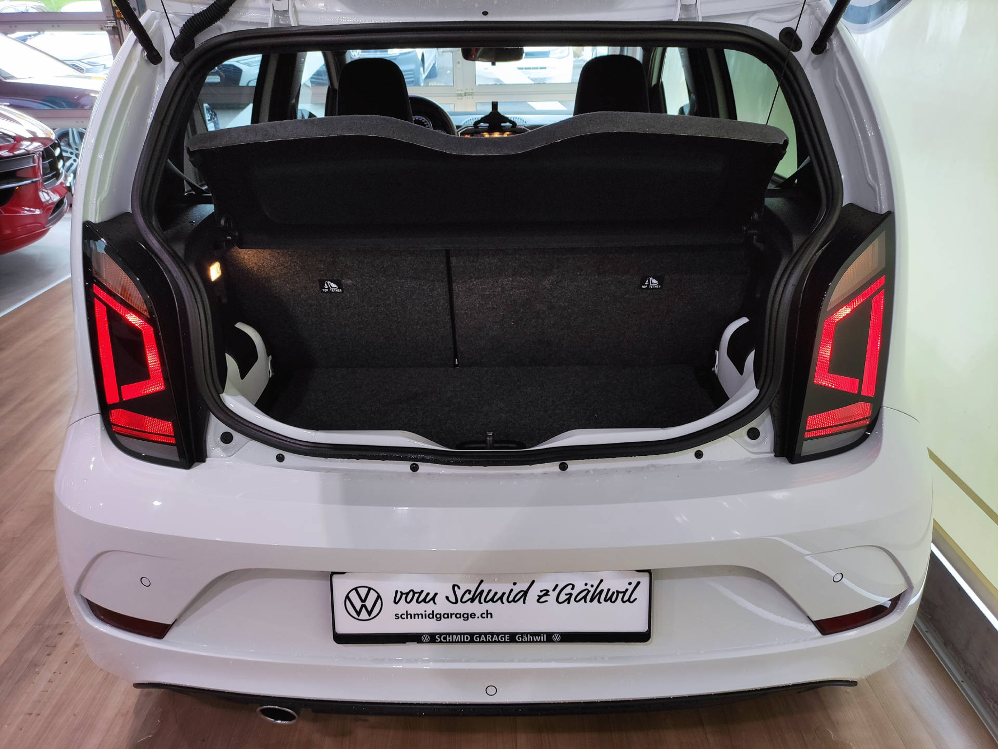 listing desktop thumbnail image 13