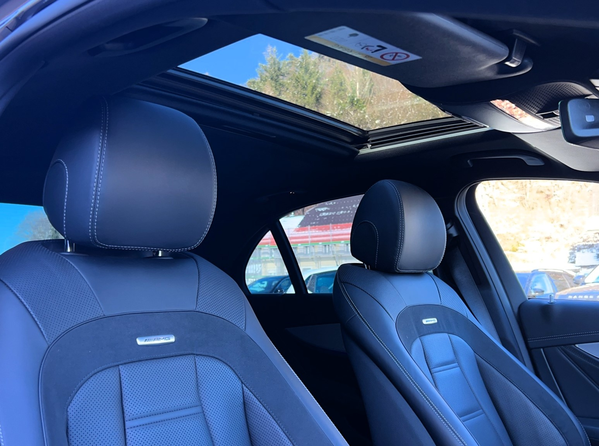 listing desktop thumbnail image 10