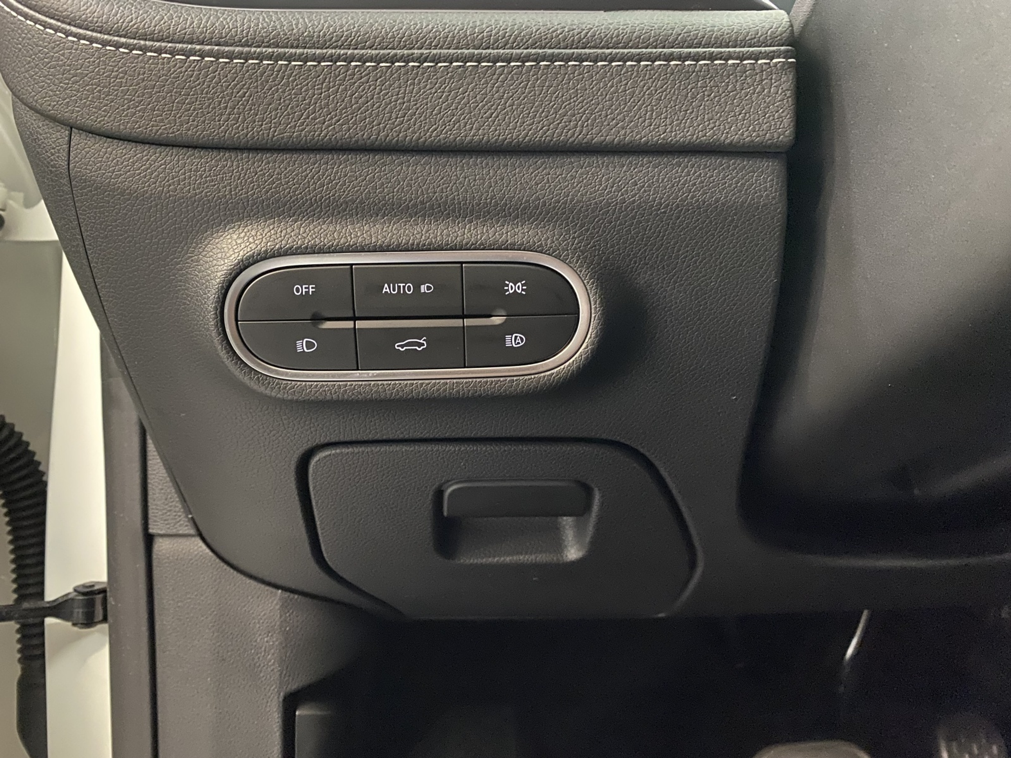 listing desktop thumbnail image 10