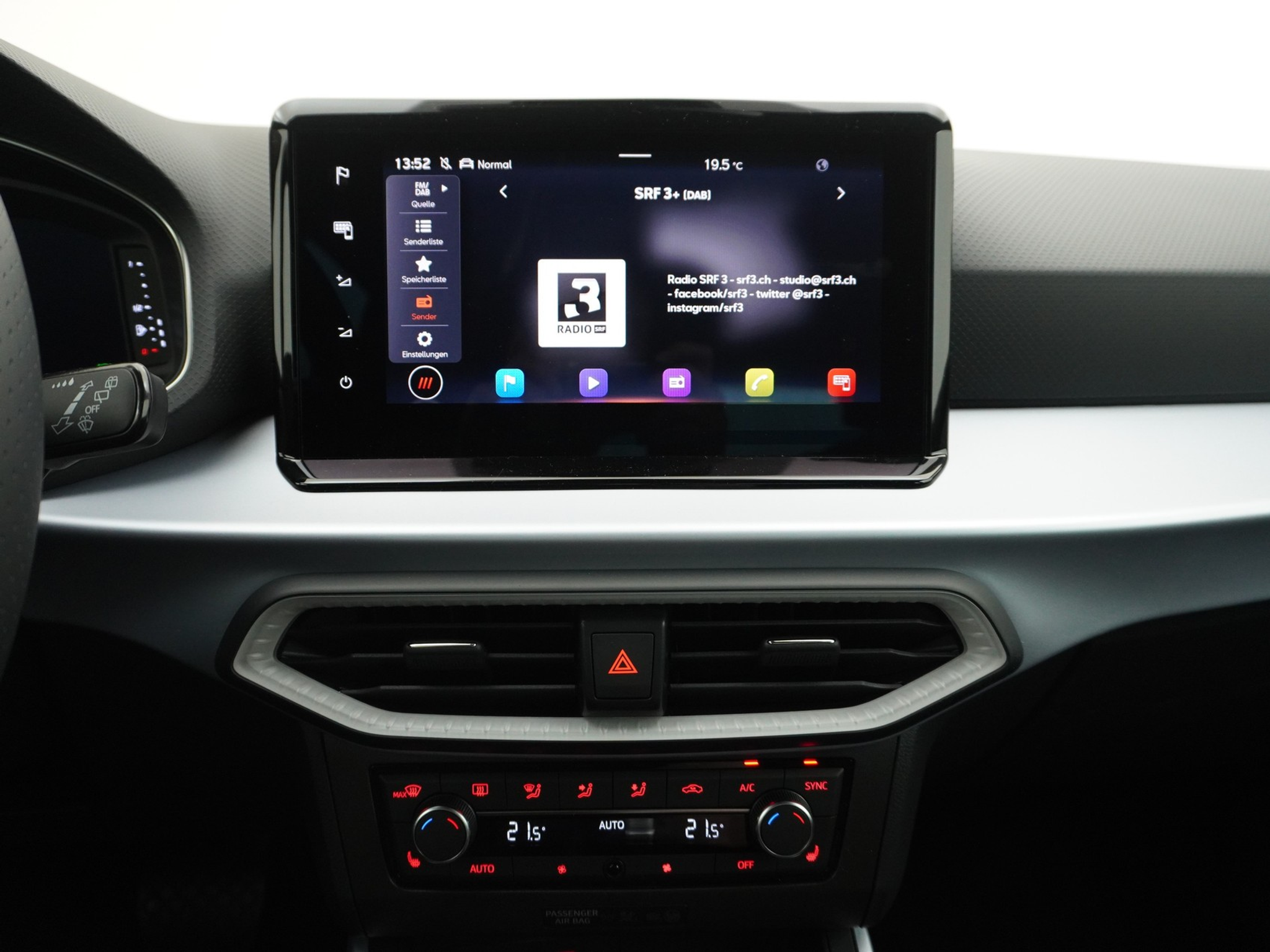 listing desktop thumbnail image 16