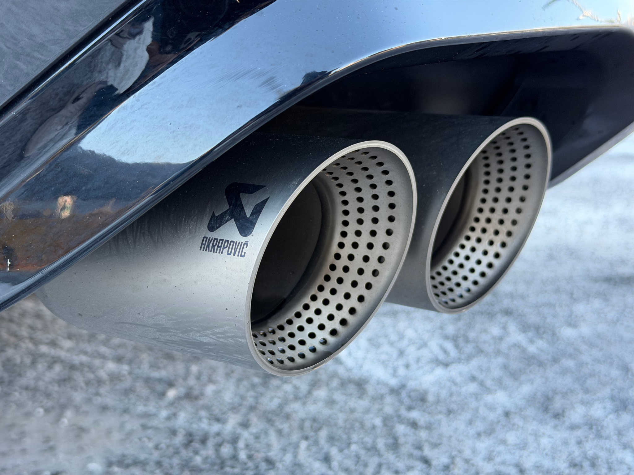 listing desktop thumbnail image 7