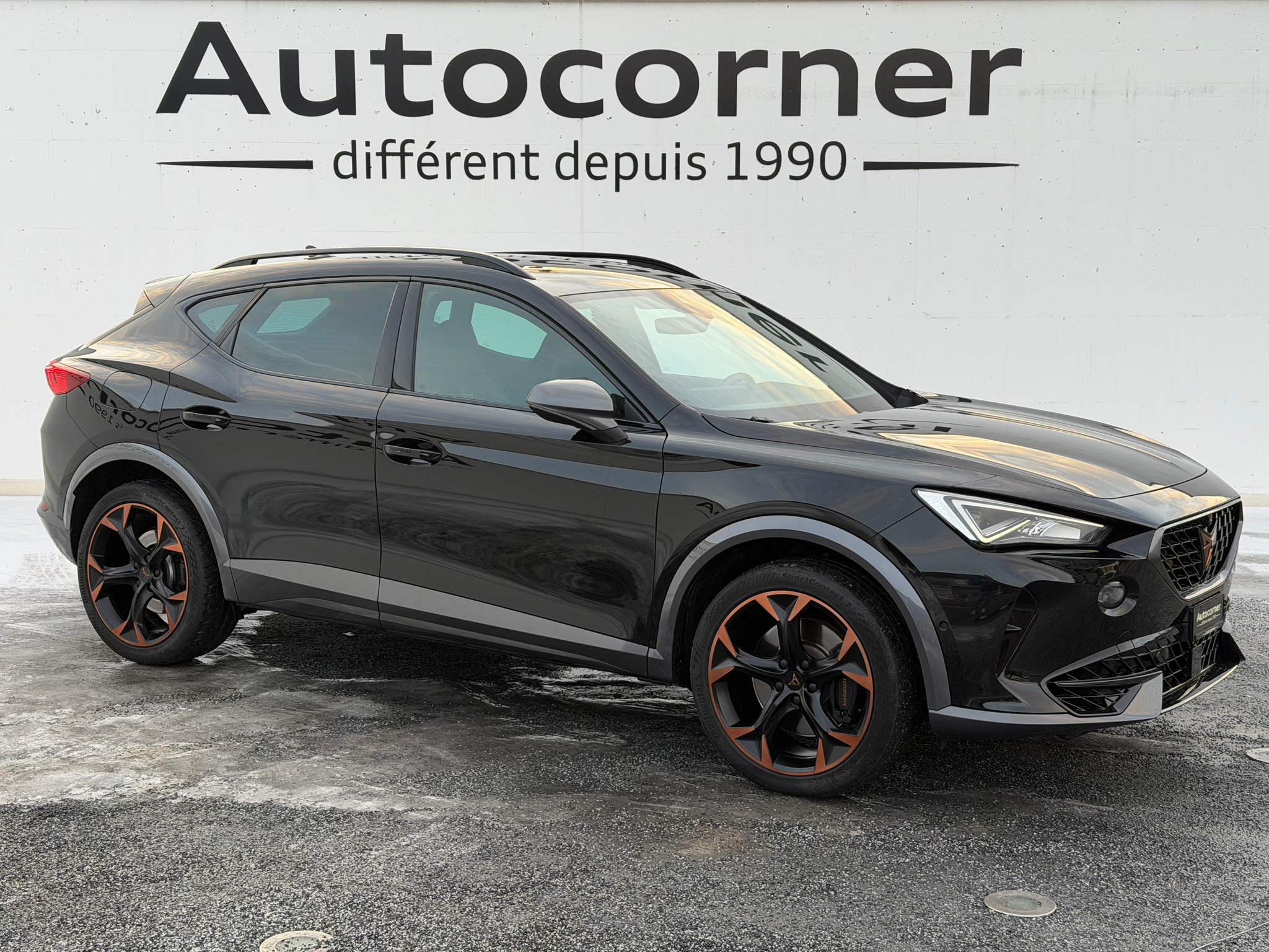 listing desktop thumbnail image 1