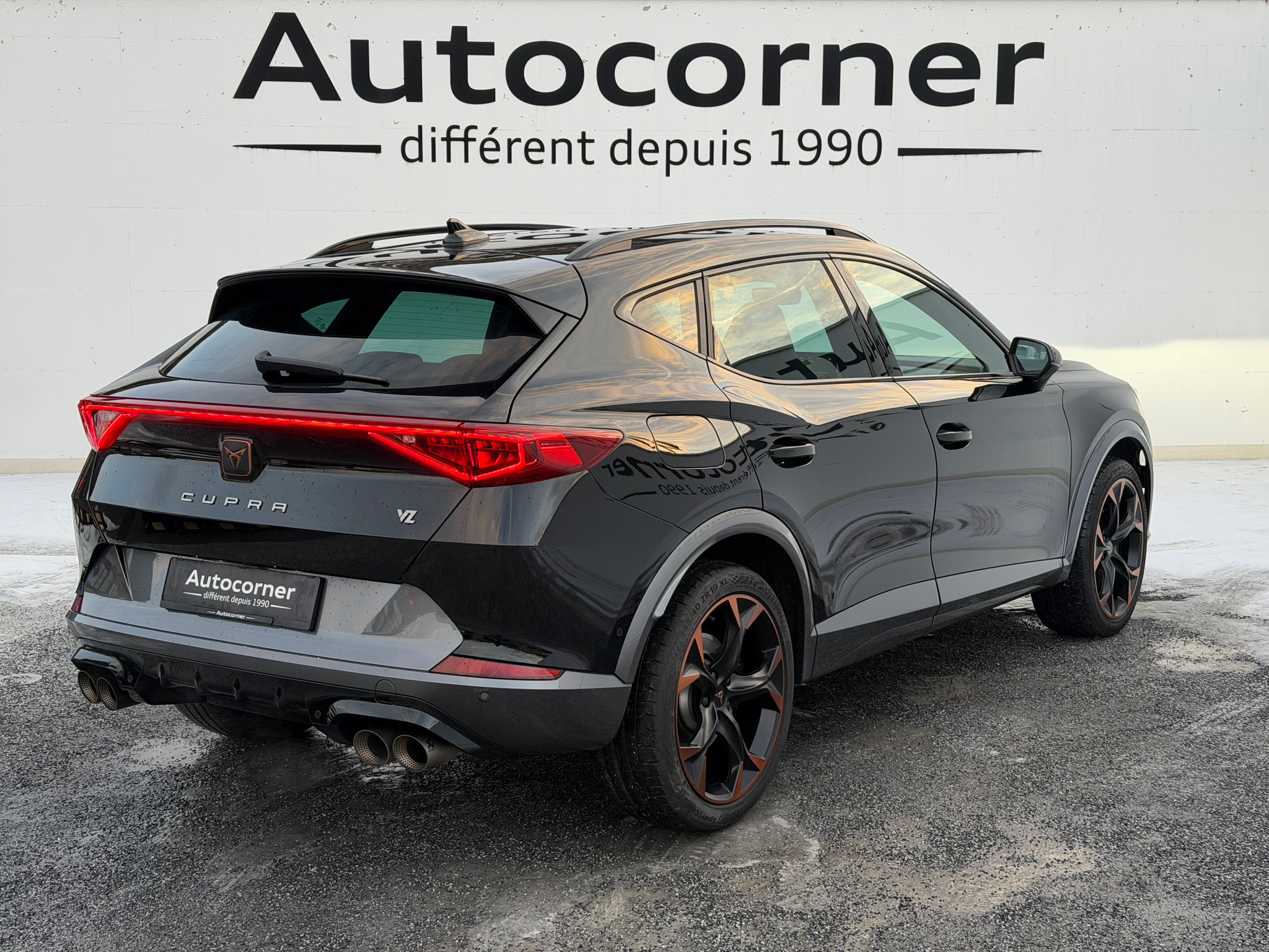 listing desktop thumbnail image 5