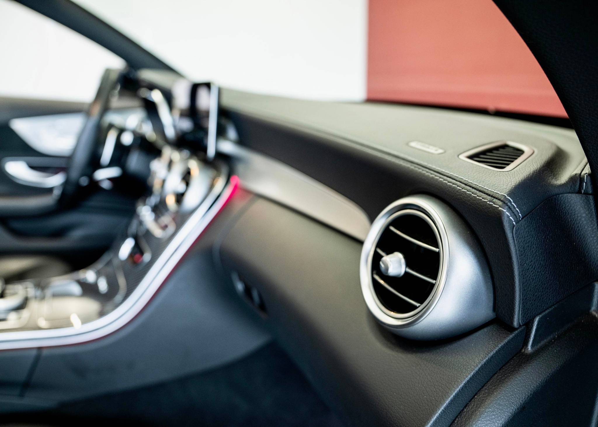 listing desktop thumbnail image 28