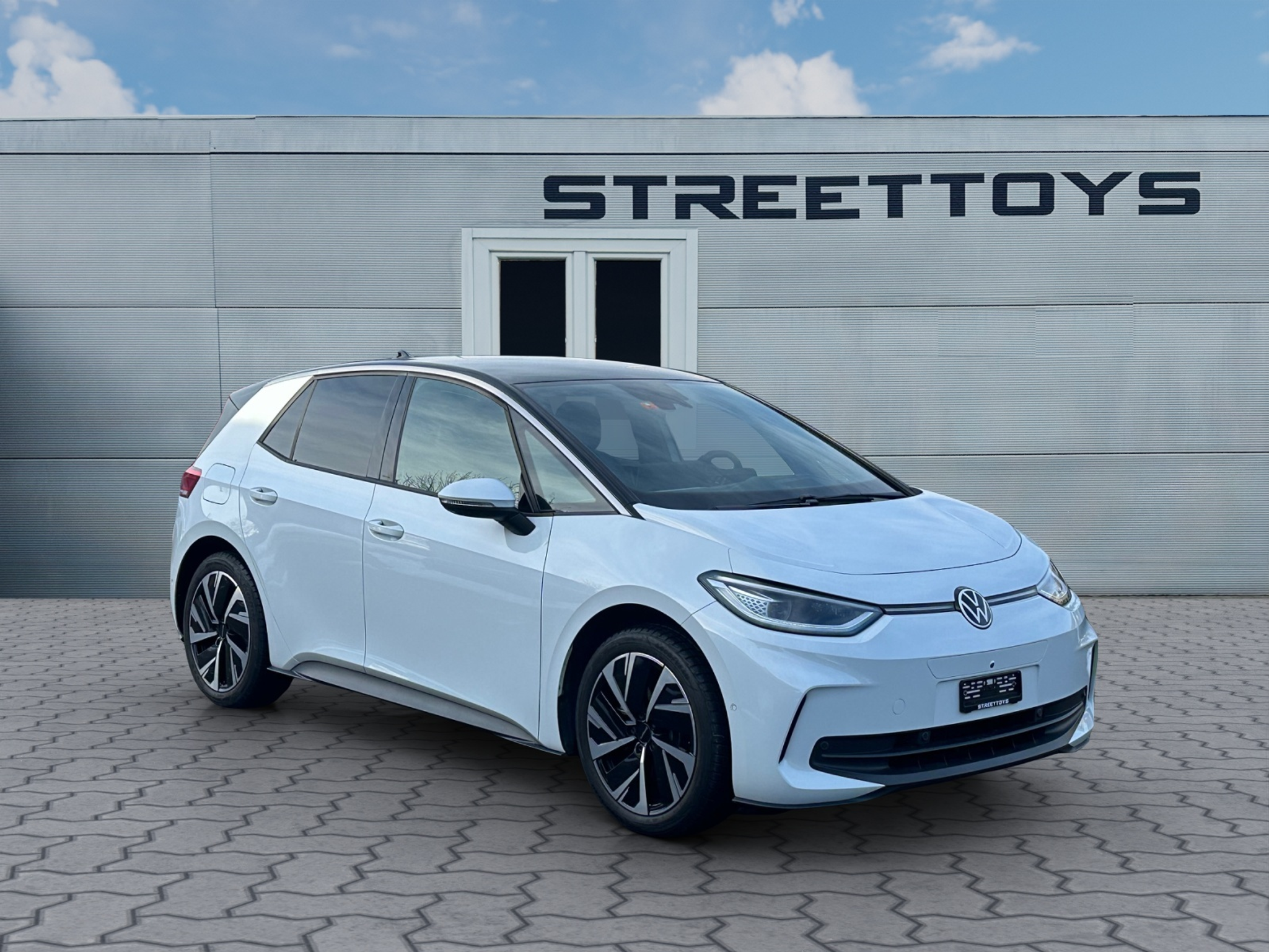 listing desktop thumbnail image 0