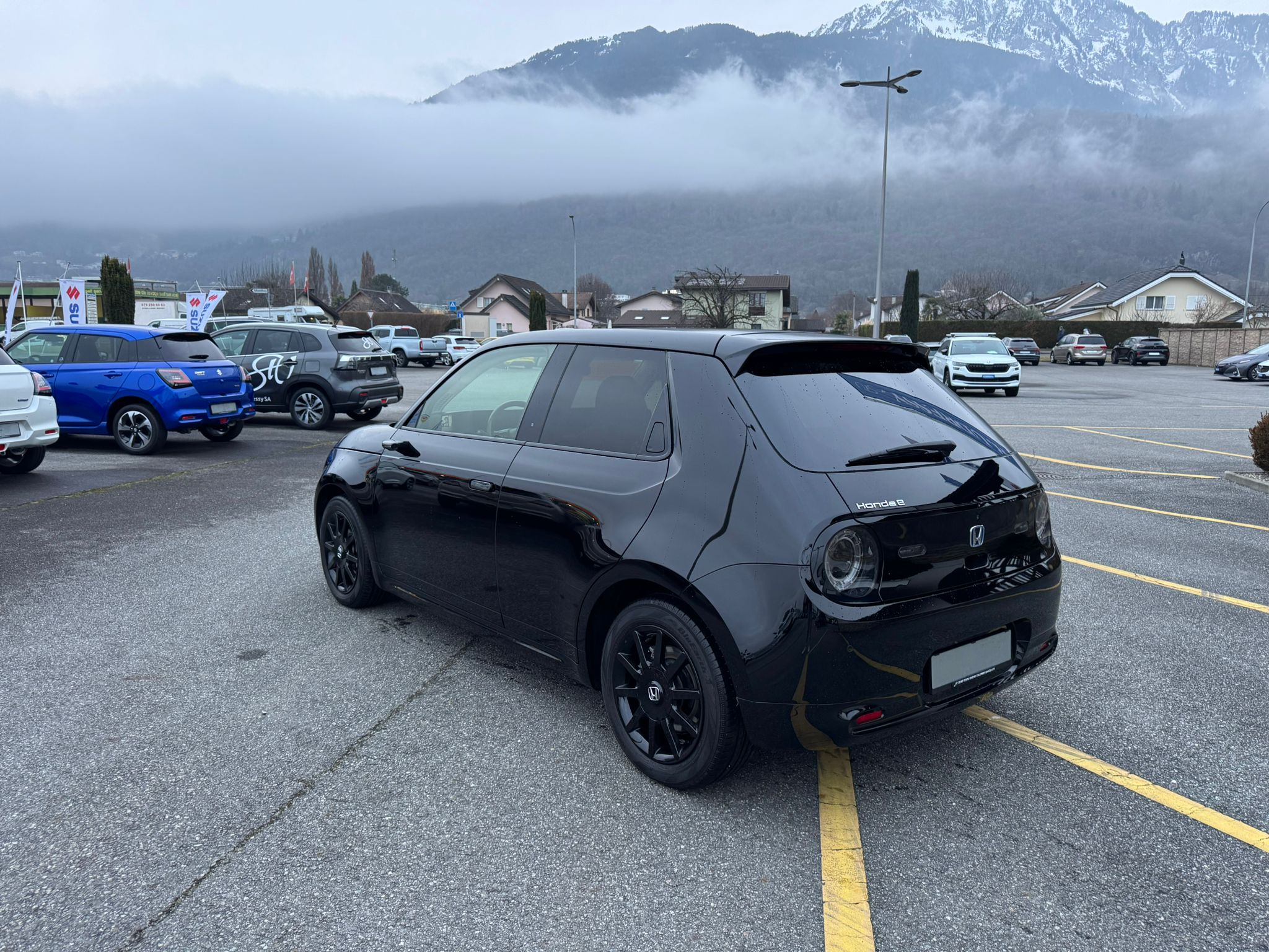 listing desktop thumbnail image 2