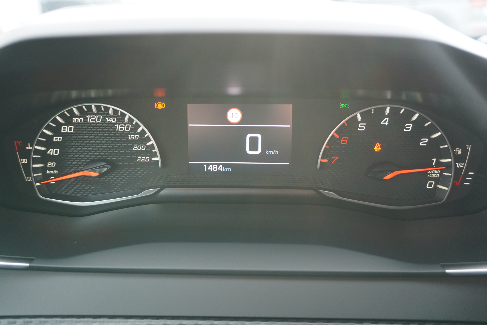 listing desktop thumbnail image 16