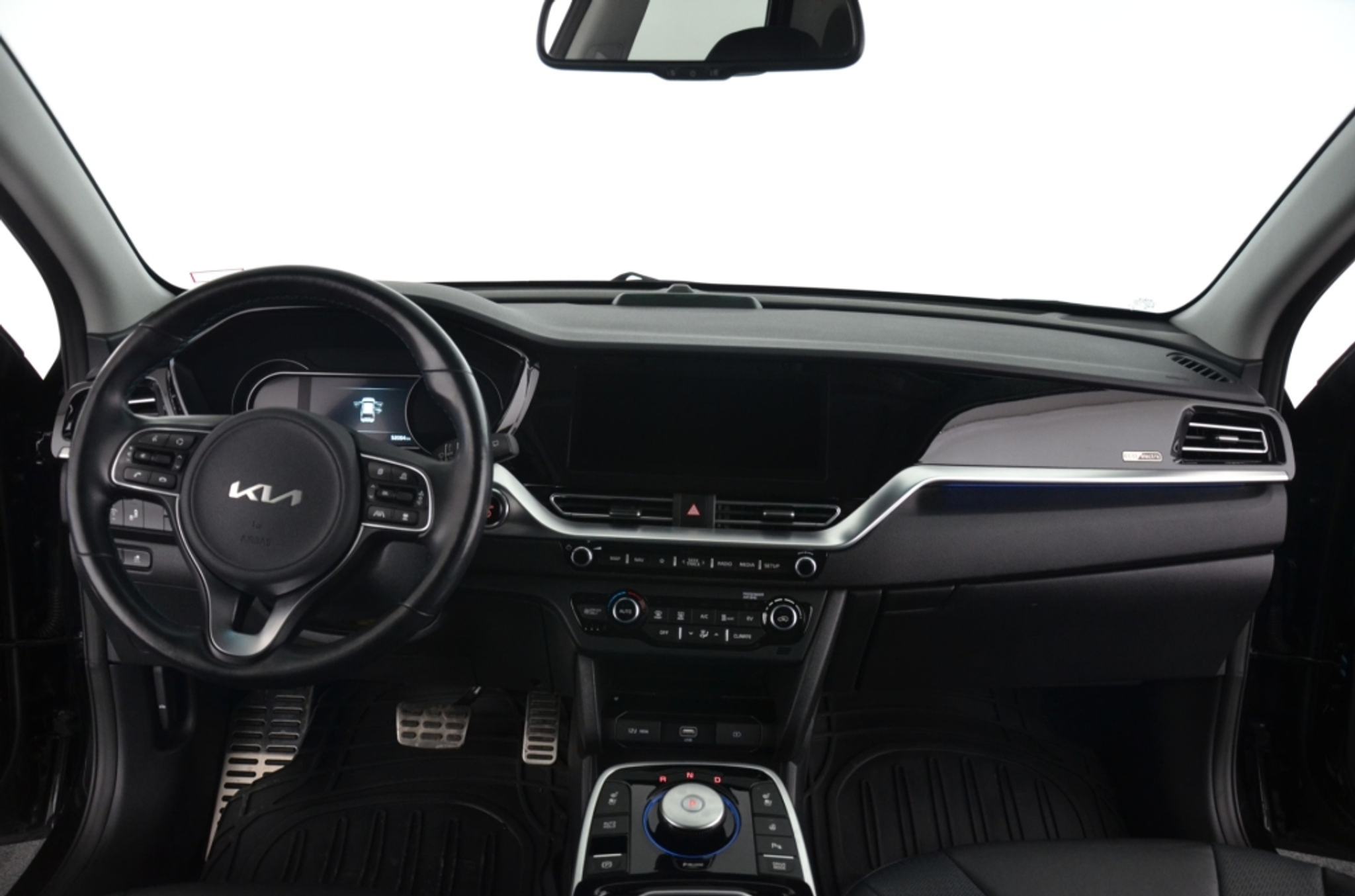 listing desktop thumbnail image 12