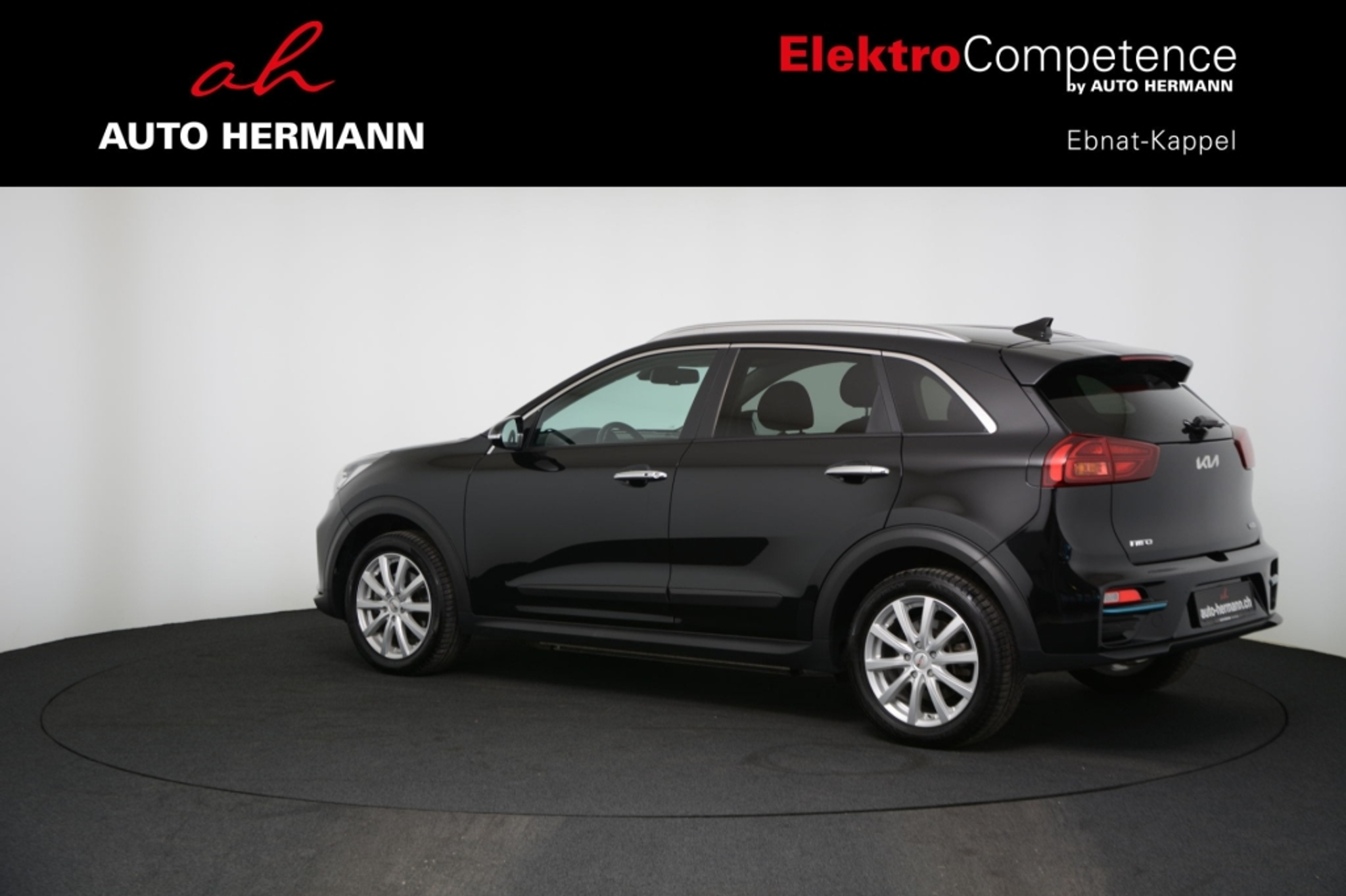 listing desktop thumbnail image 4