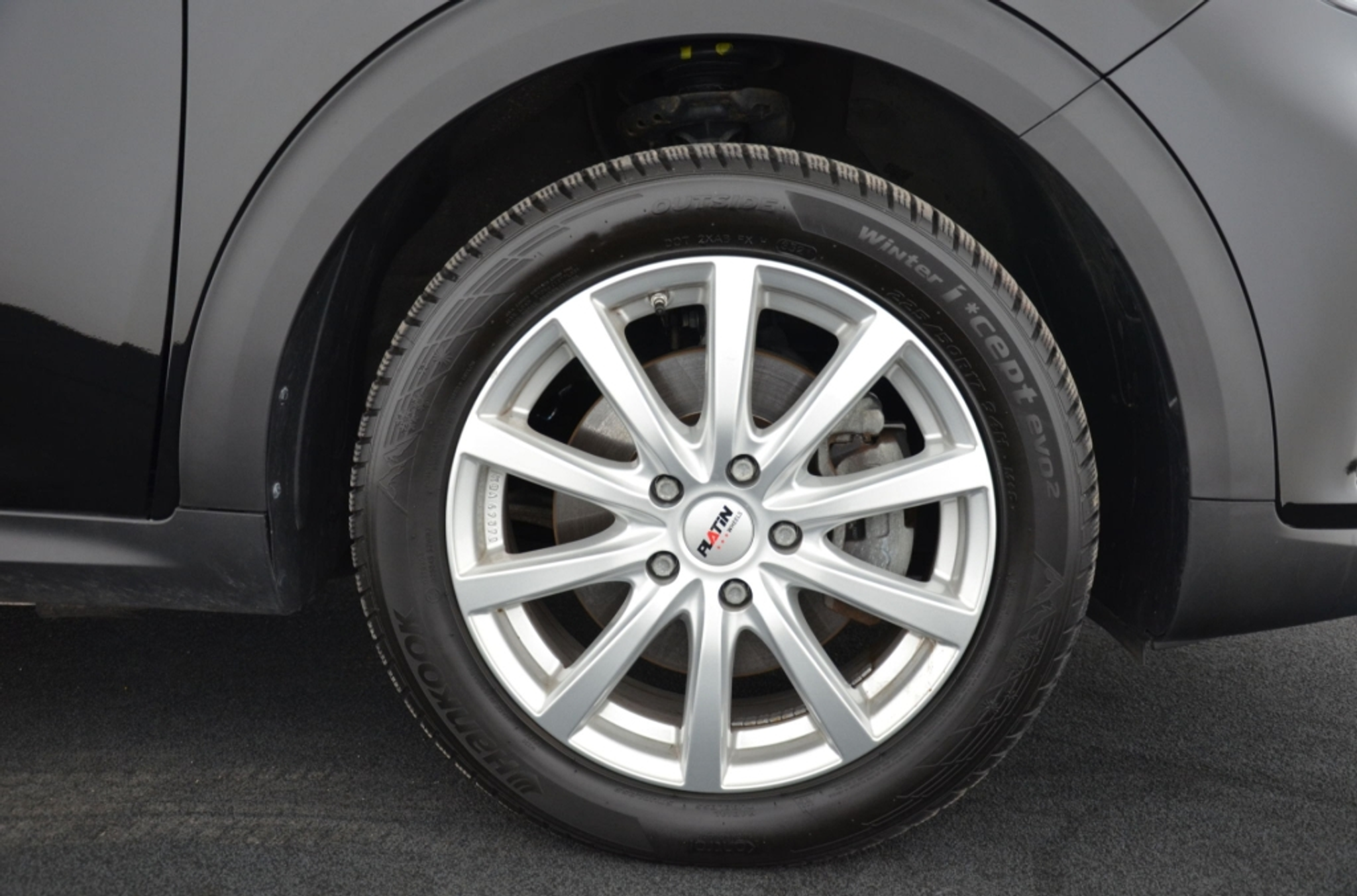 listing desktop thumbnail image 9