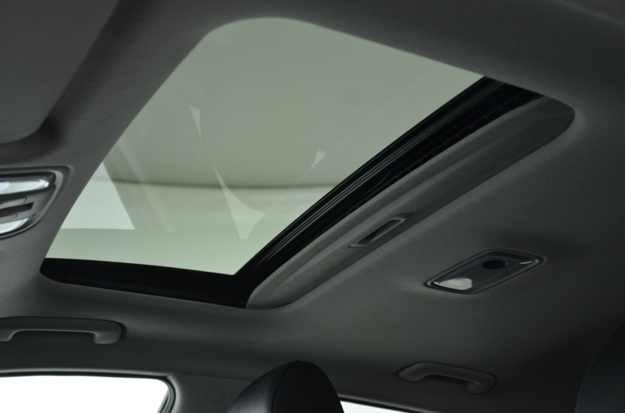 listing desktop thumbnail image 10