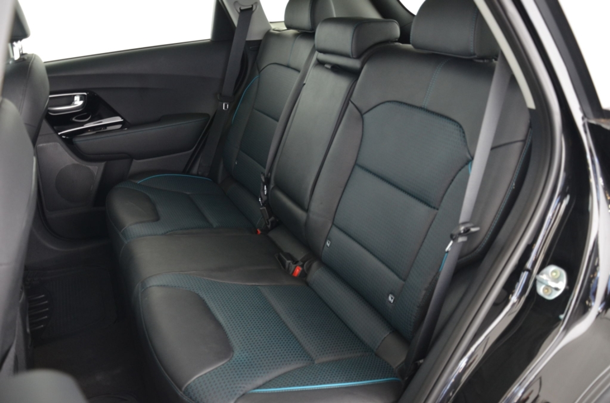 listing desktop thumbnail image 14