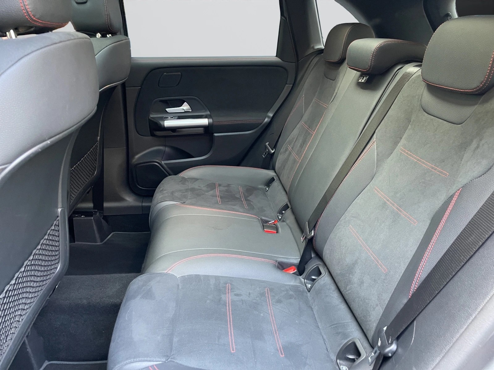 listing desktop thumbnail image 14