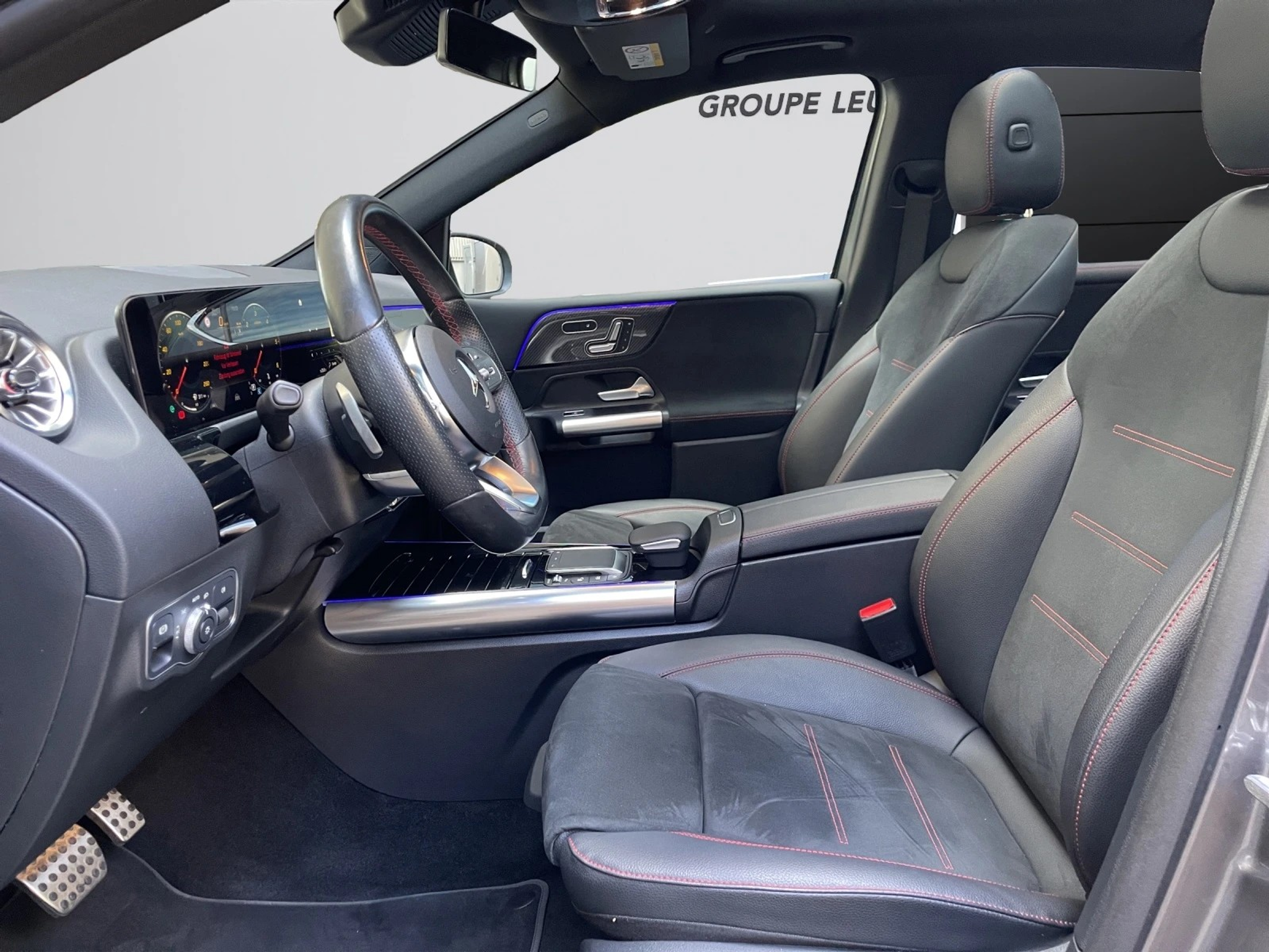 listing desktop thumbnail image 6