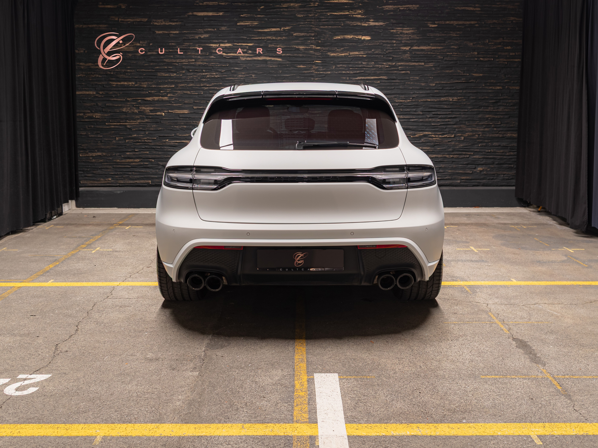 listing desktop thumbnail image 3