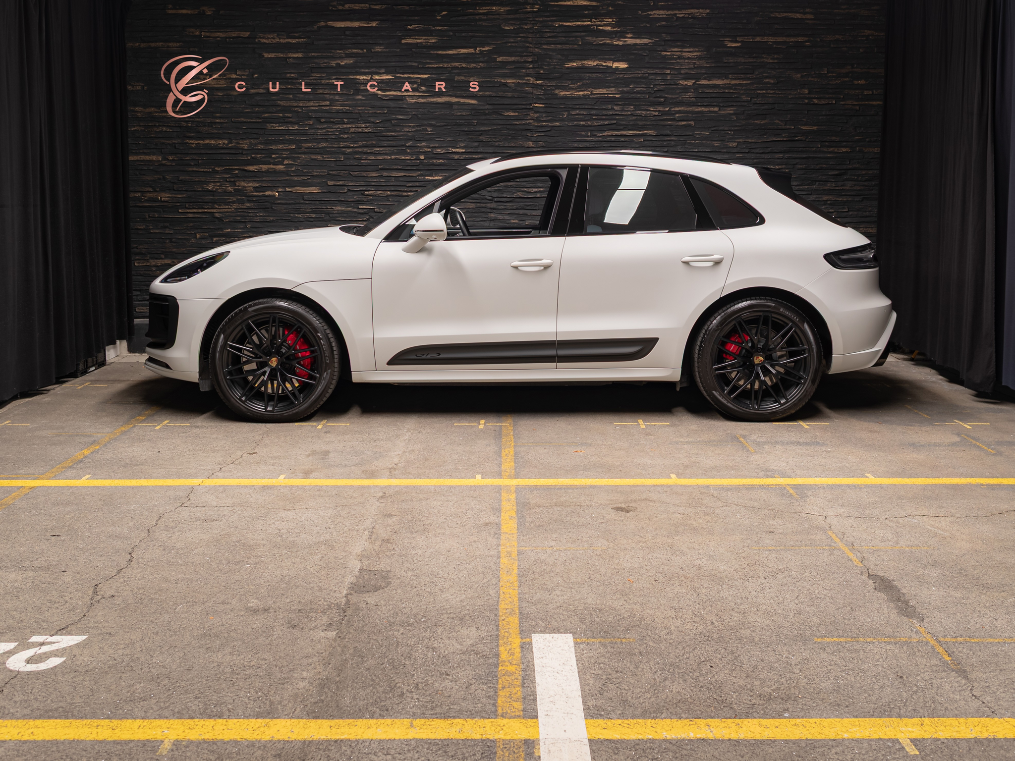 listing desktop thumbnail image 1