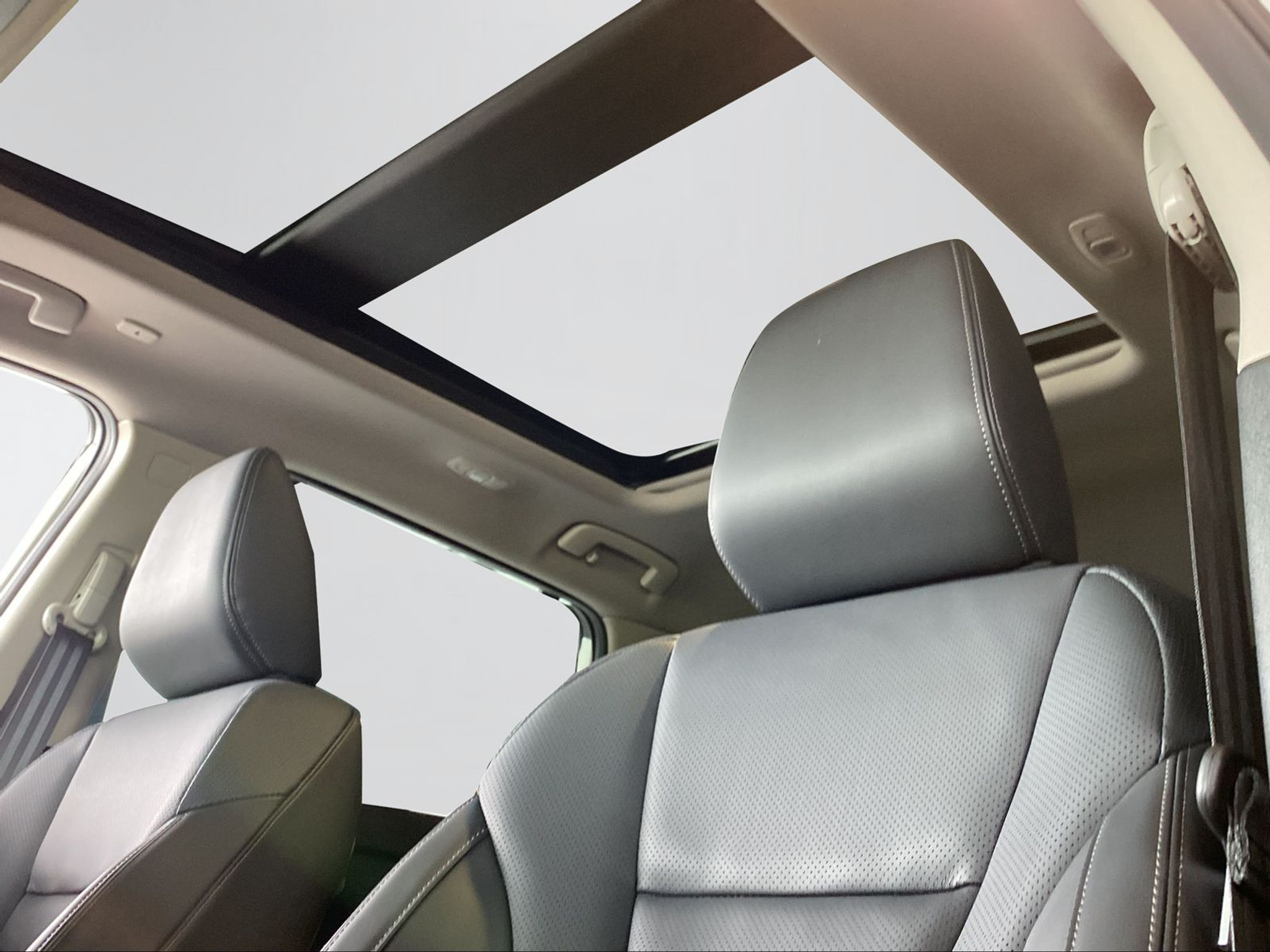 listing desktop thumbnail image 8