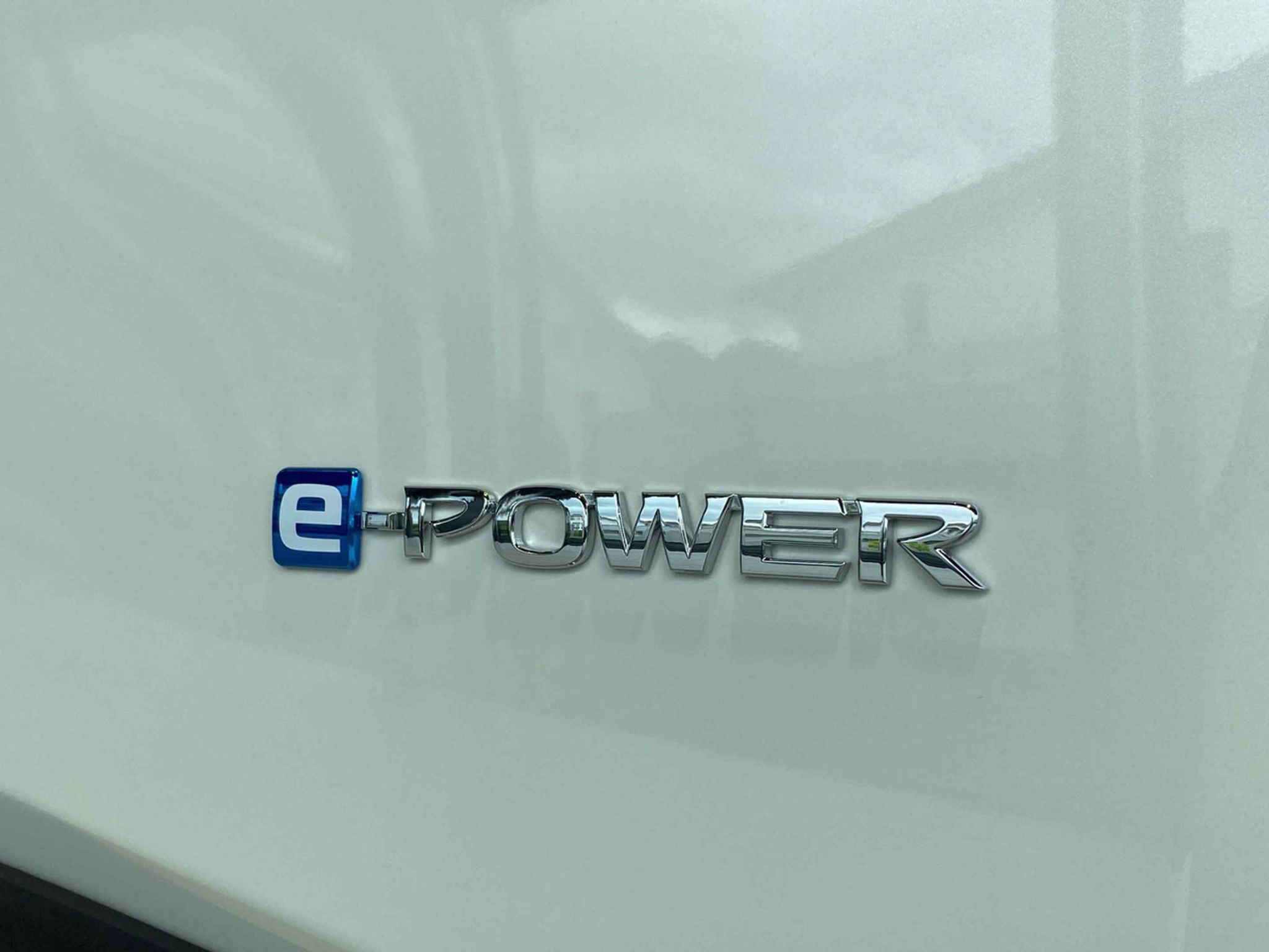 listing desktop thumbnail image 7