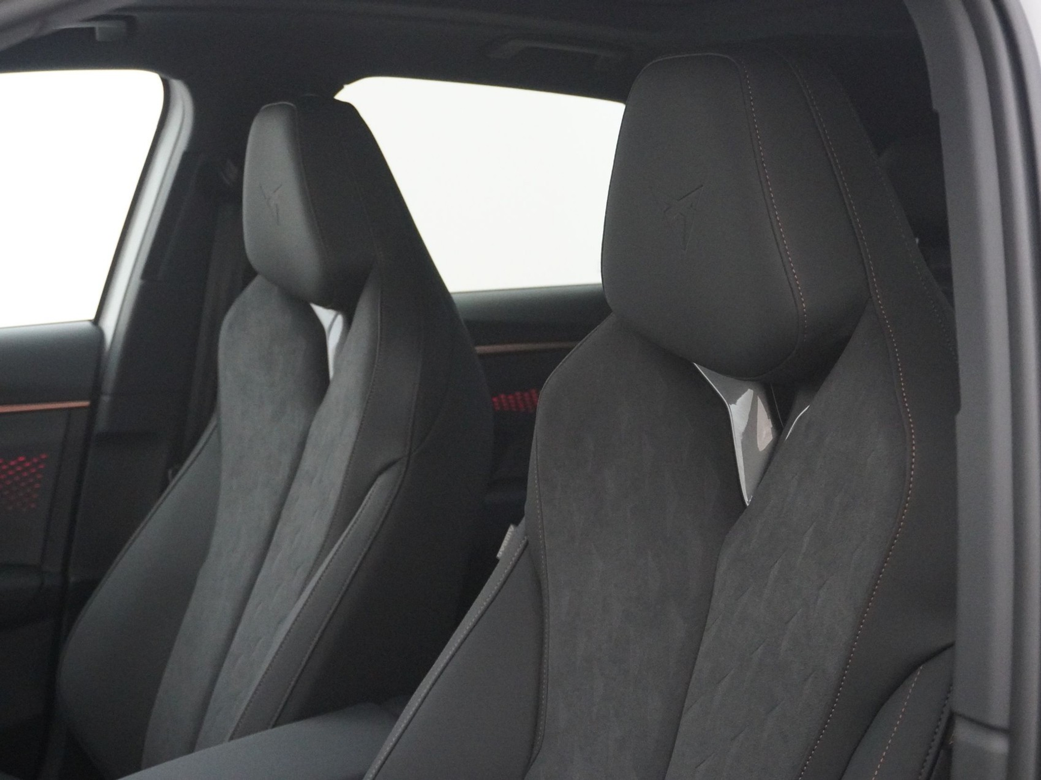 listing desktop thumbnail image 14