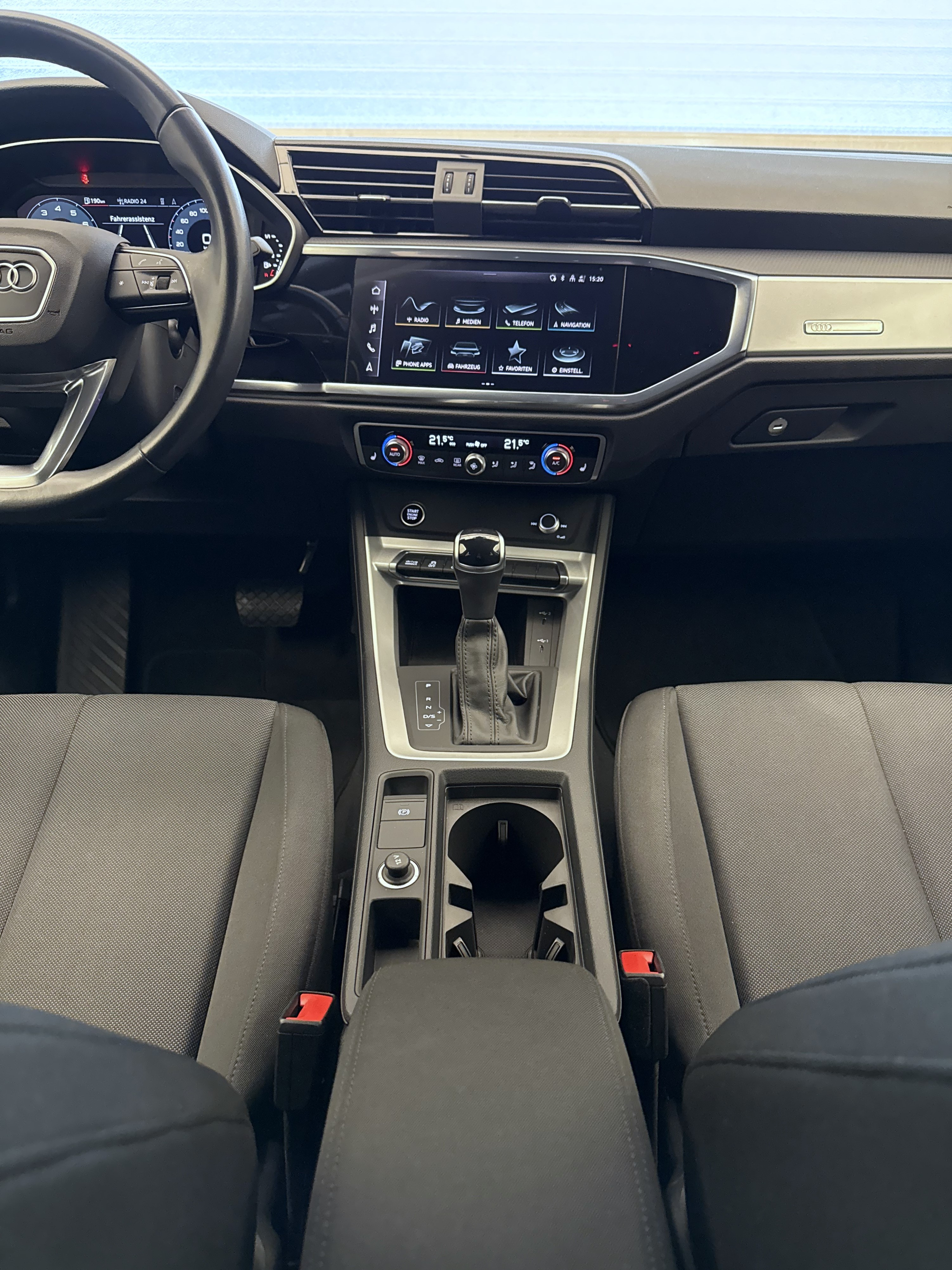 listing desktop thumbnail image 9