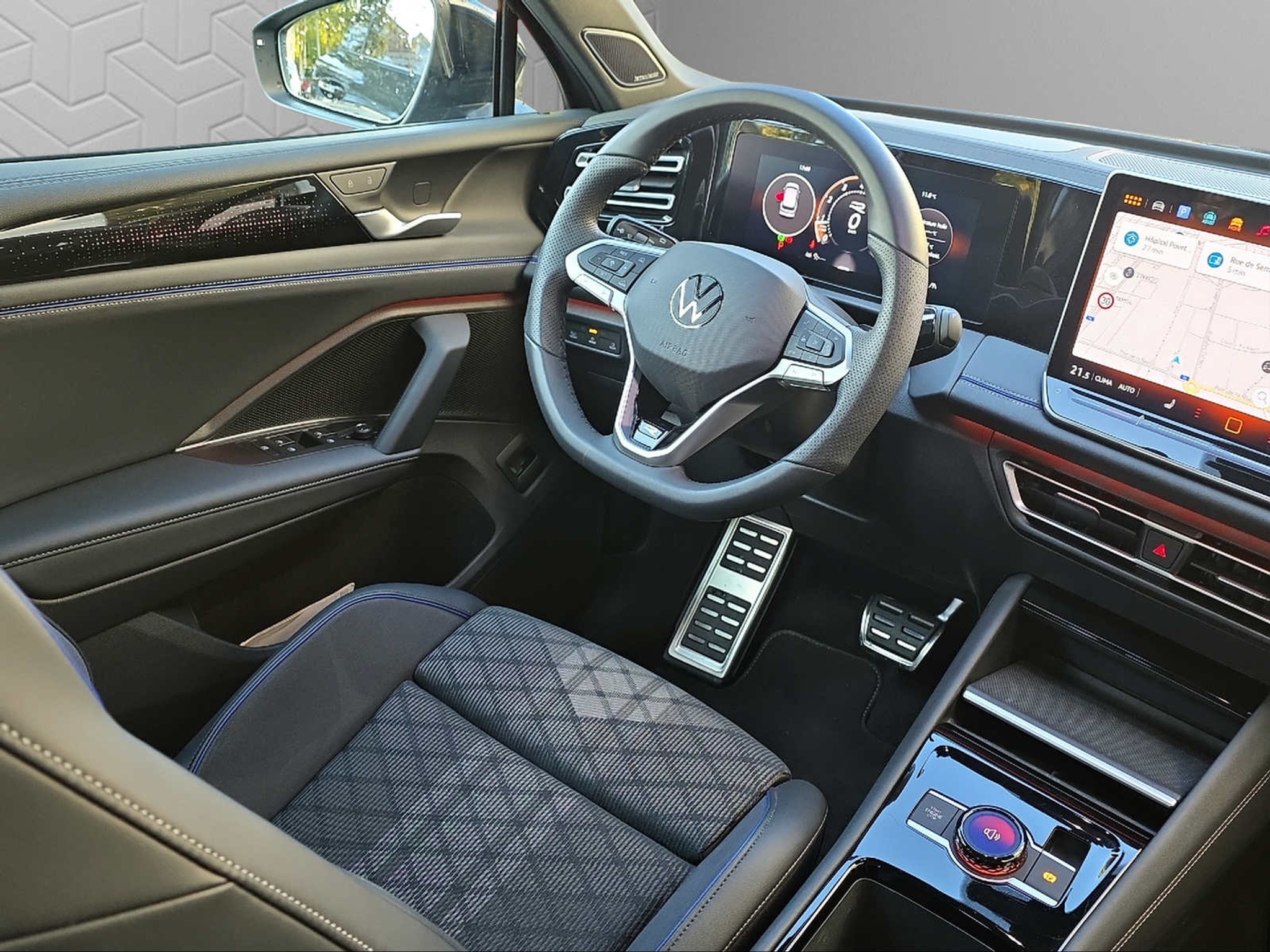 listing desktop thumbnail image 11