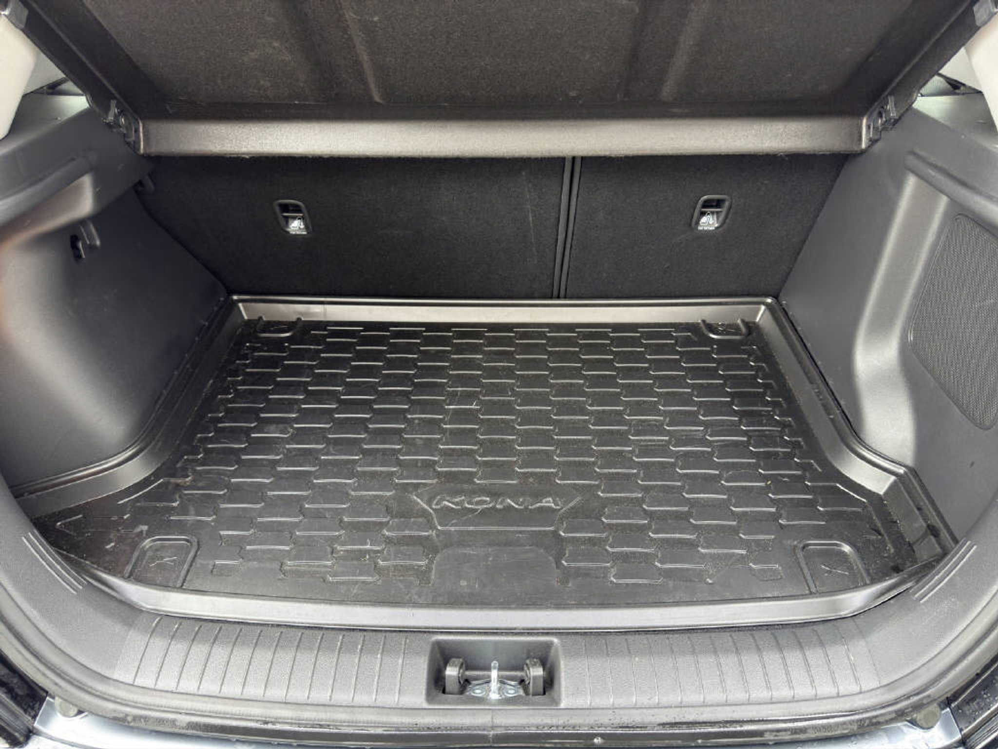 listing desktop thumbnail image 9